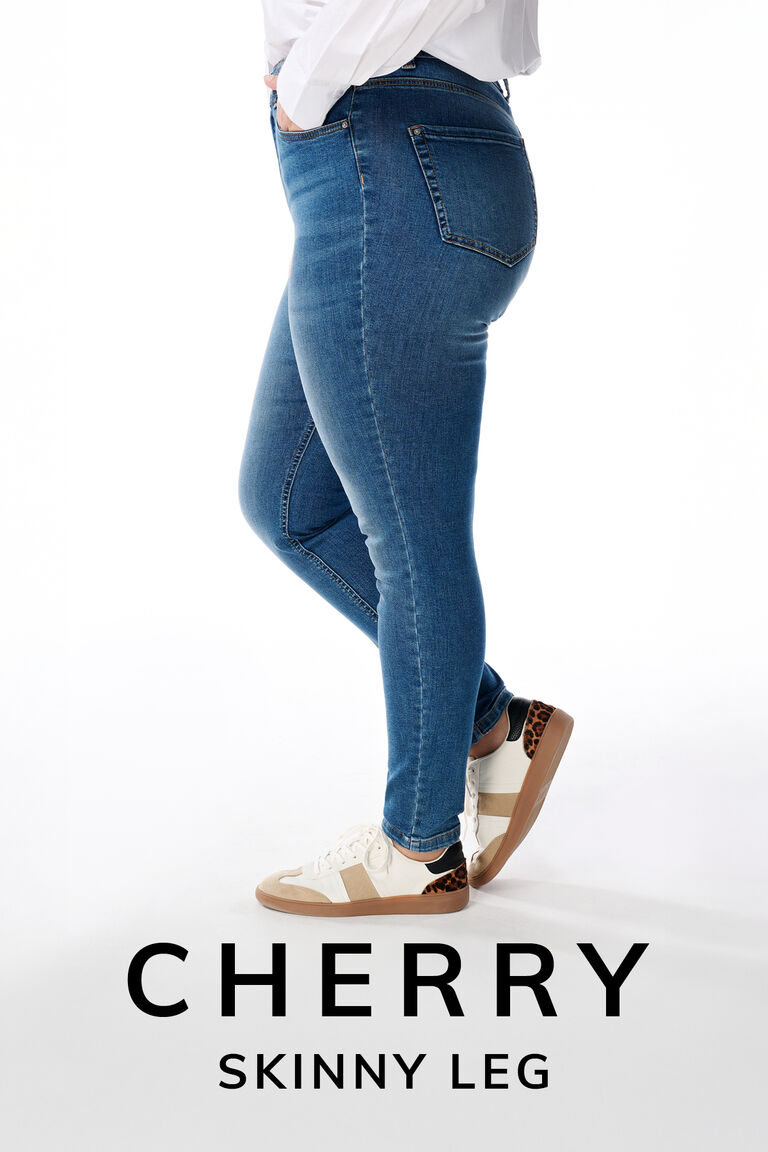 Skinny leg