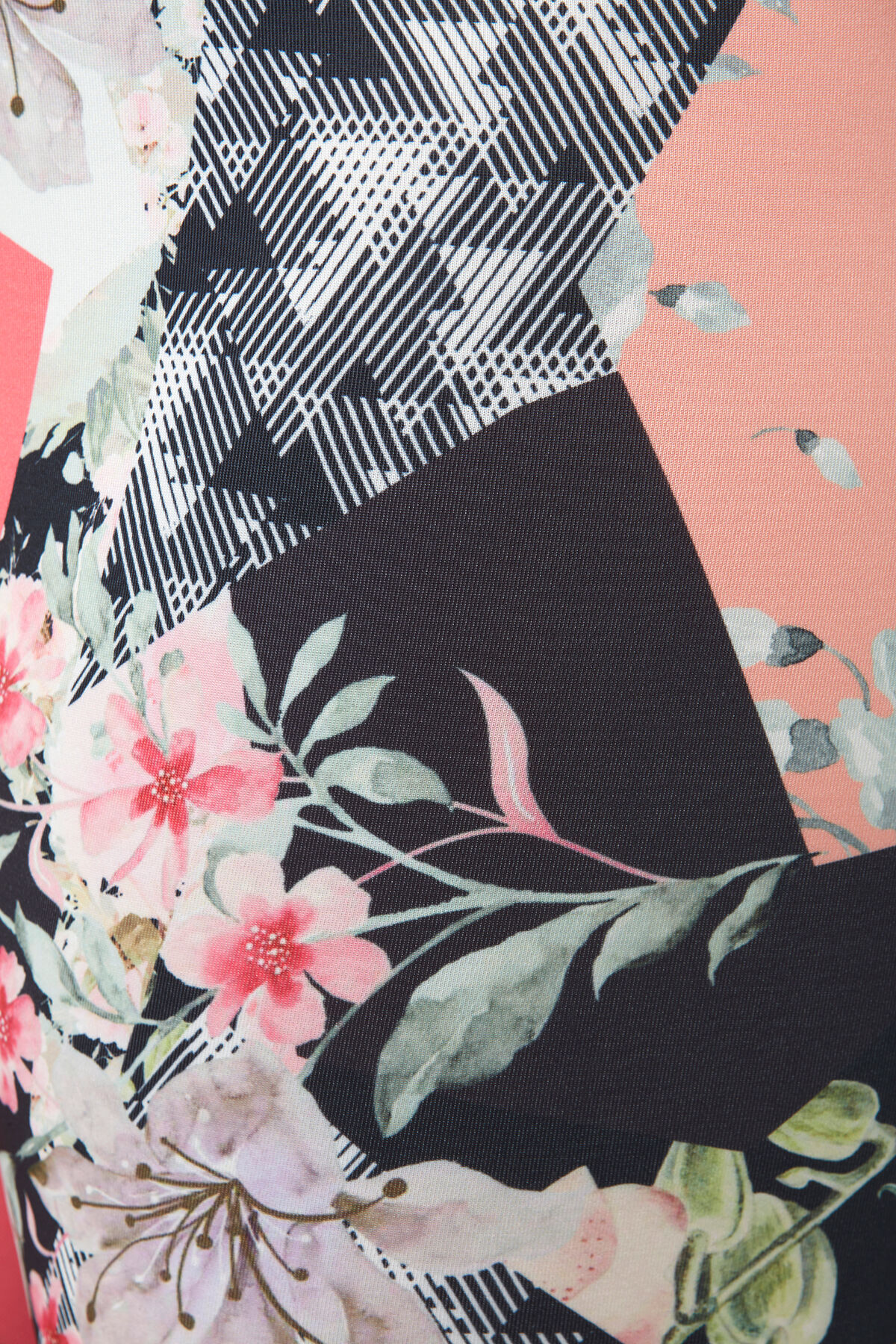 Haut sport avec imprim&eacute; fleurs image number 5