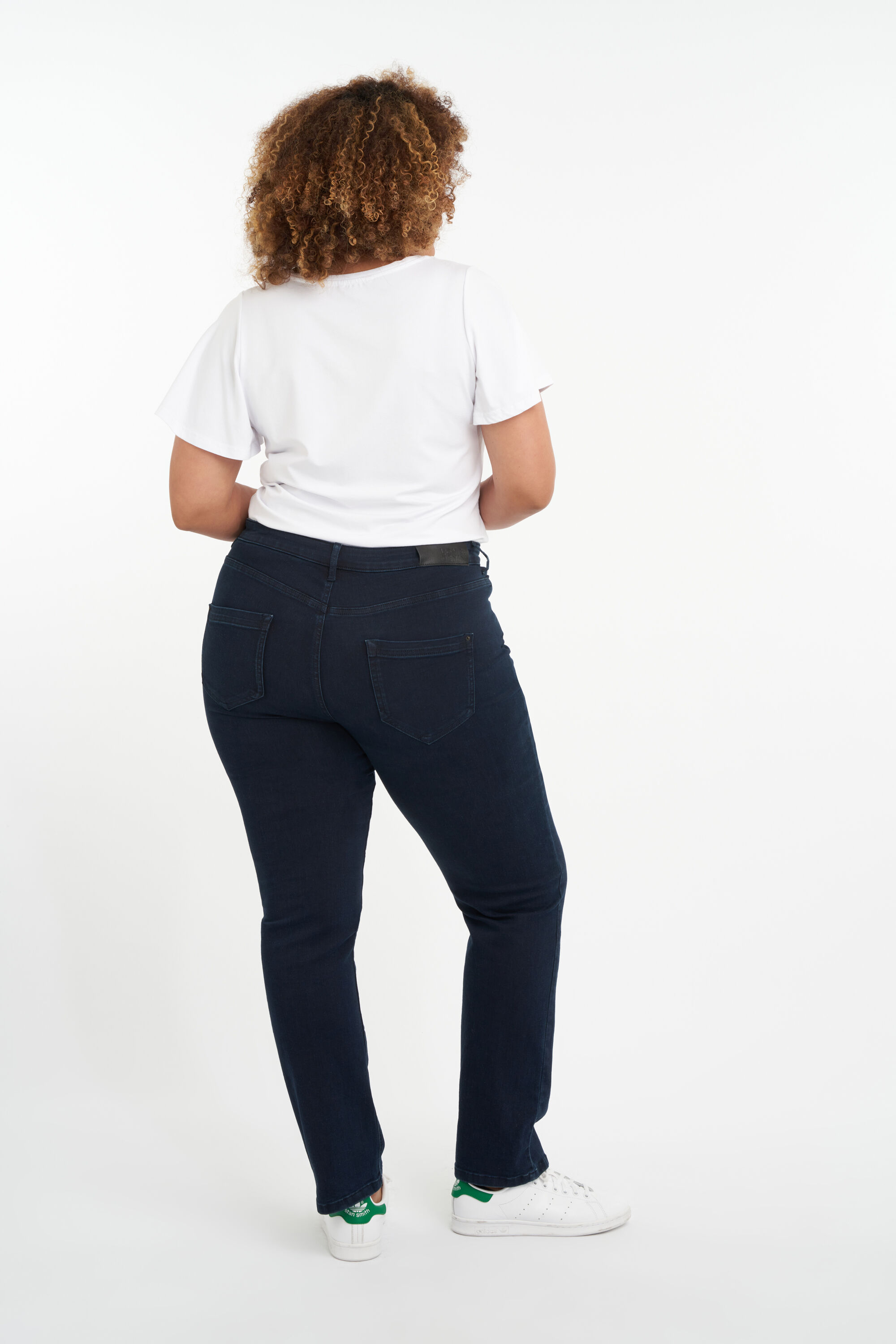 Jeans coupe droite LILY image number 3