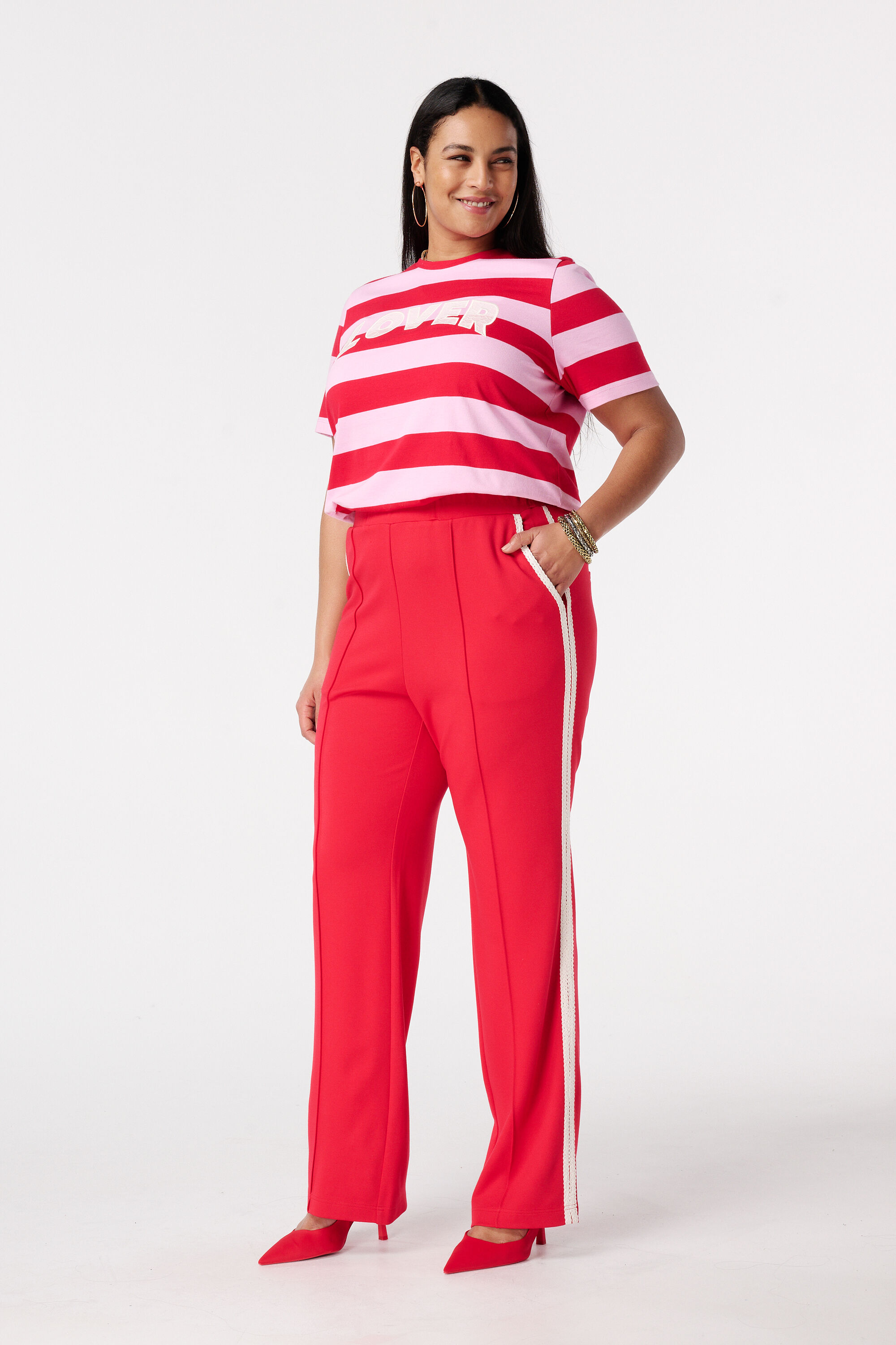 Gestreept t-shirt met kanten tekst image number 5