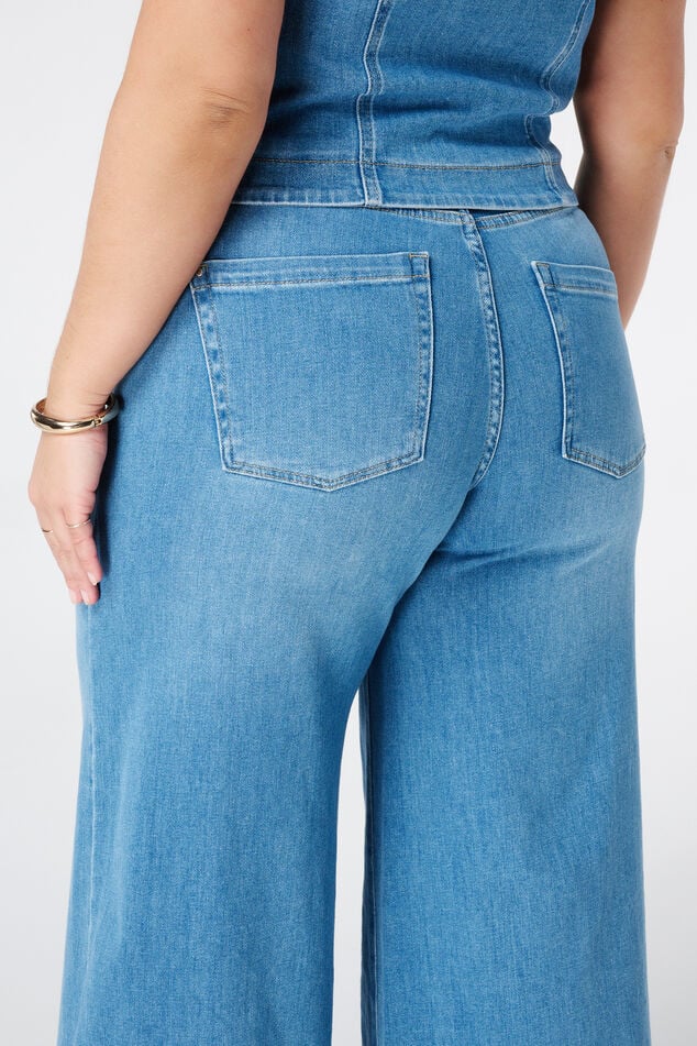 Wide leg jeans image number 4