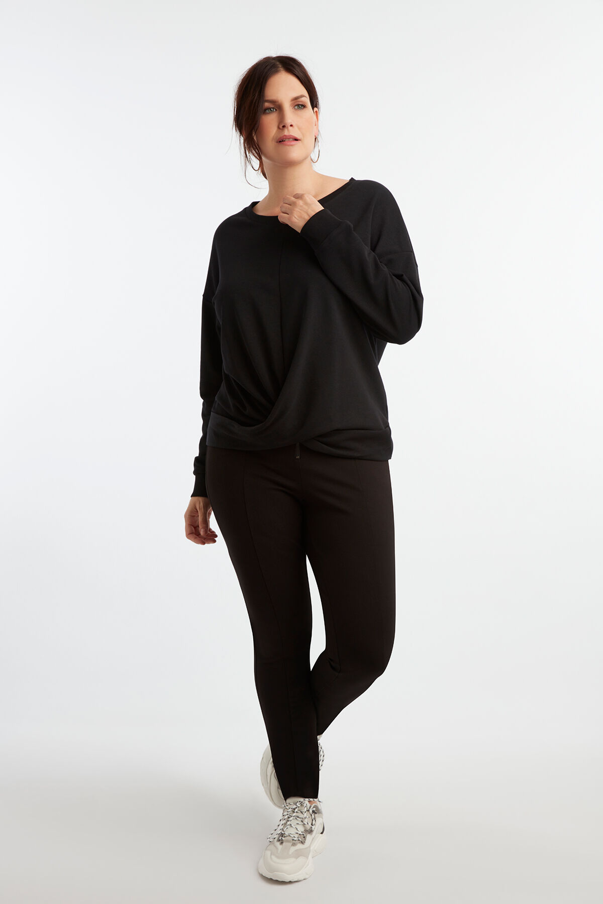 Sweater  image number 3