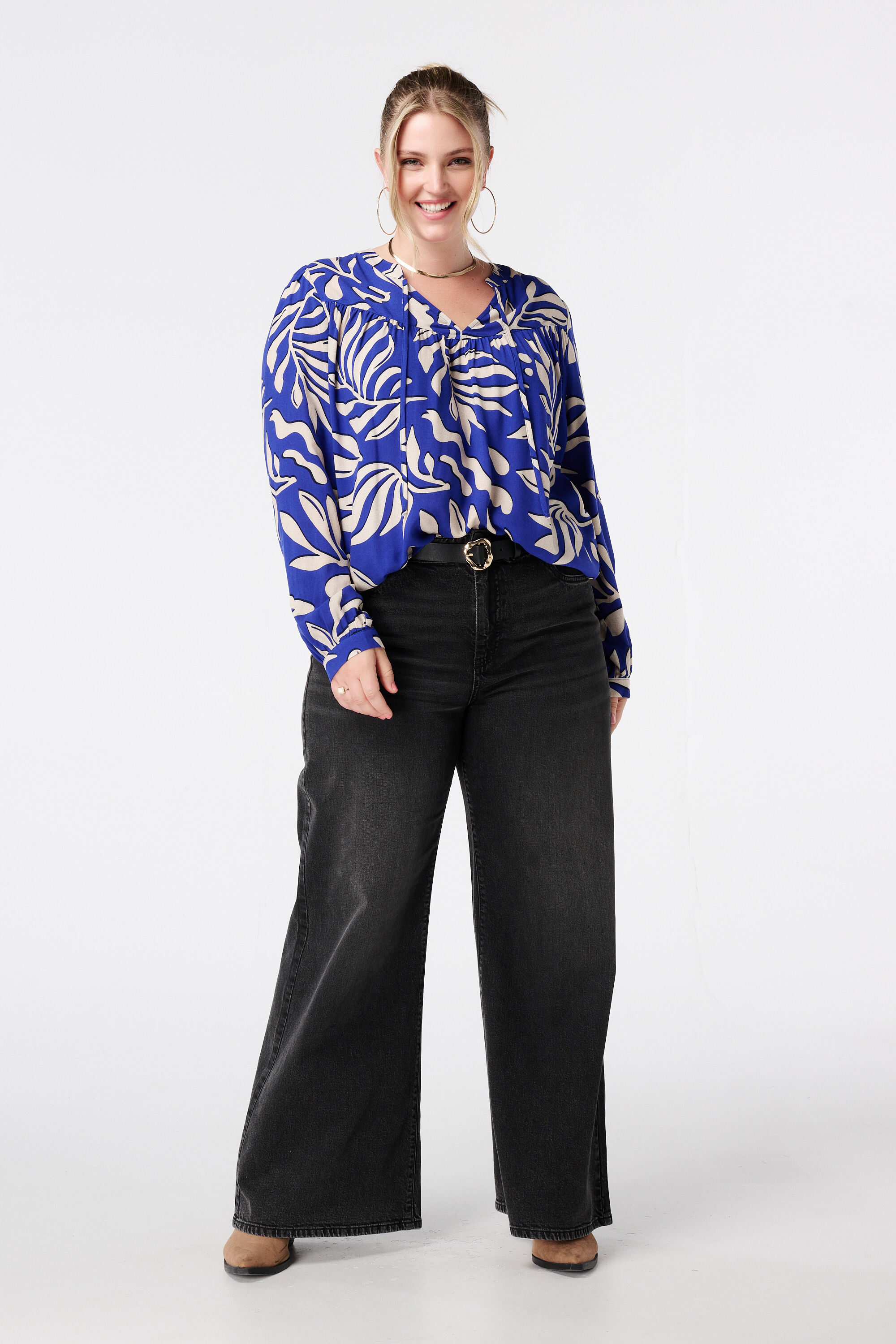 Blouse met print en klosjes image number 5