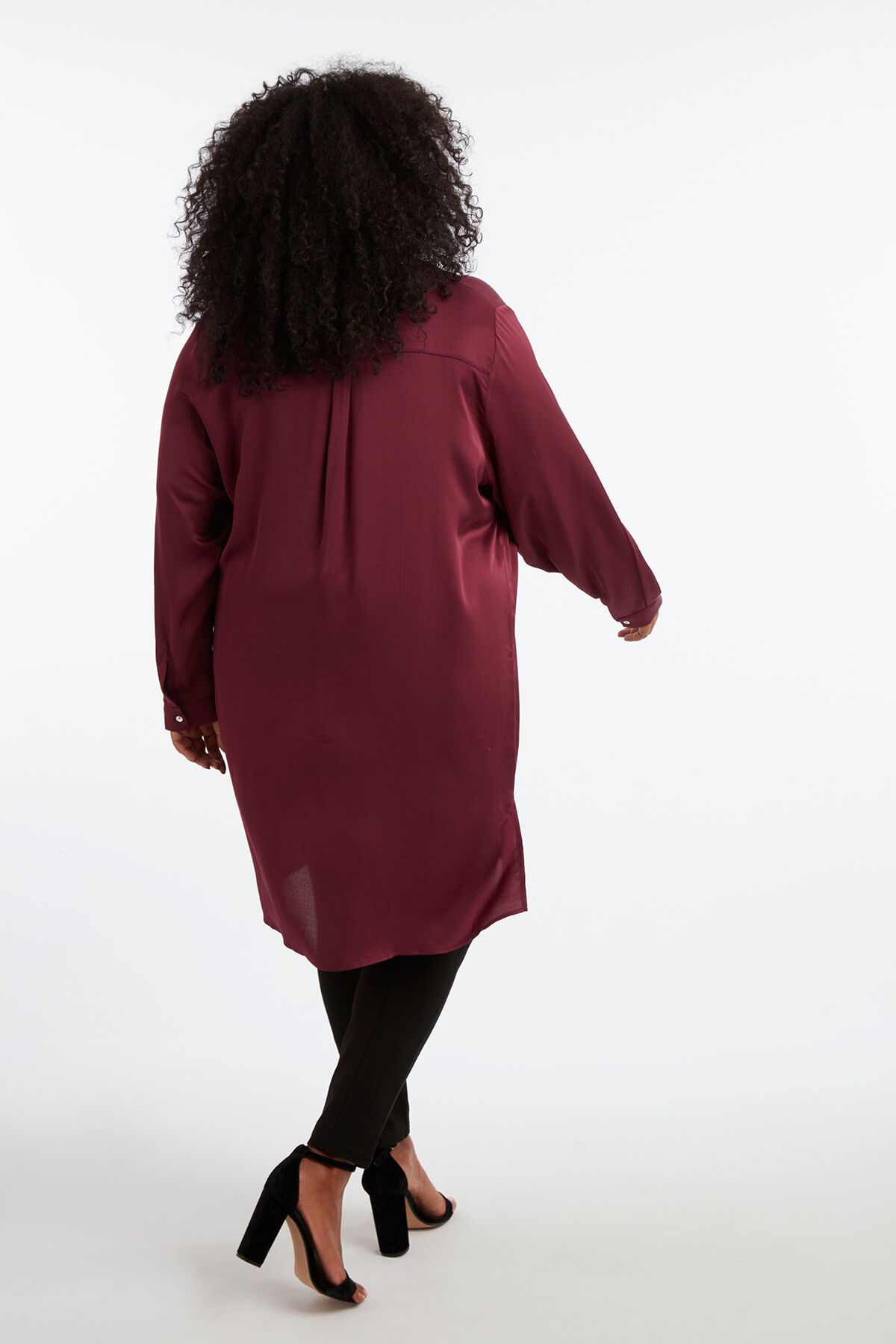 Chemisier en satin image number 3