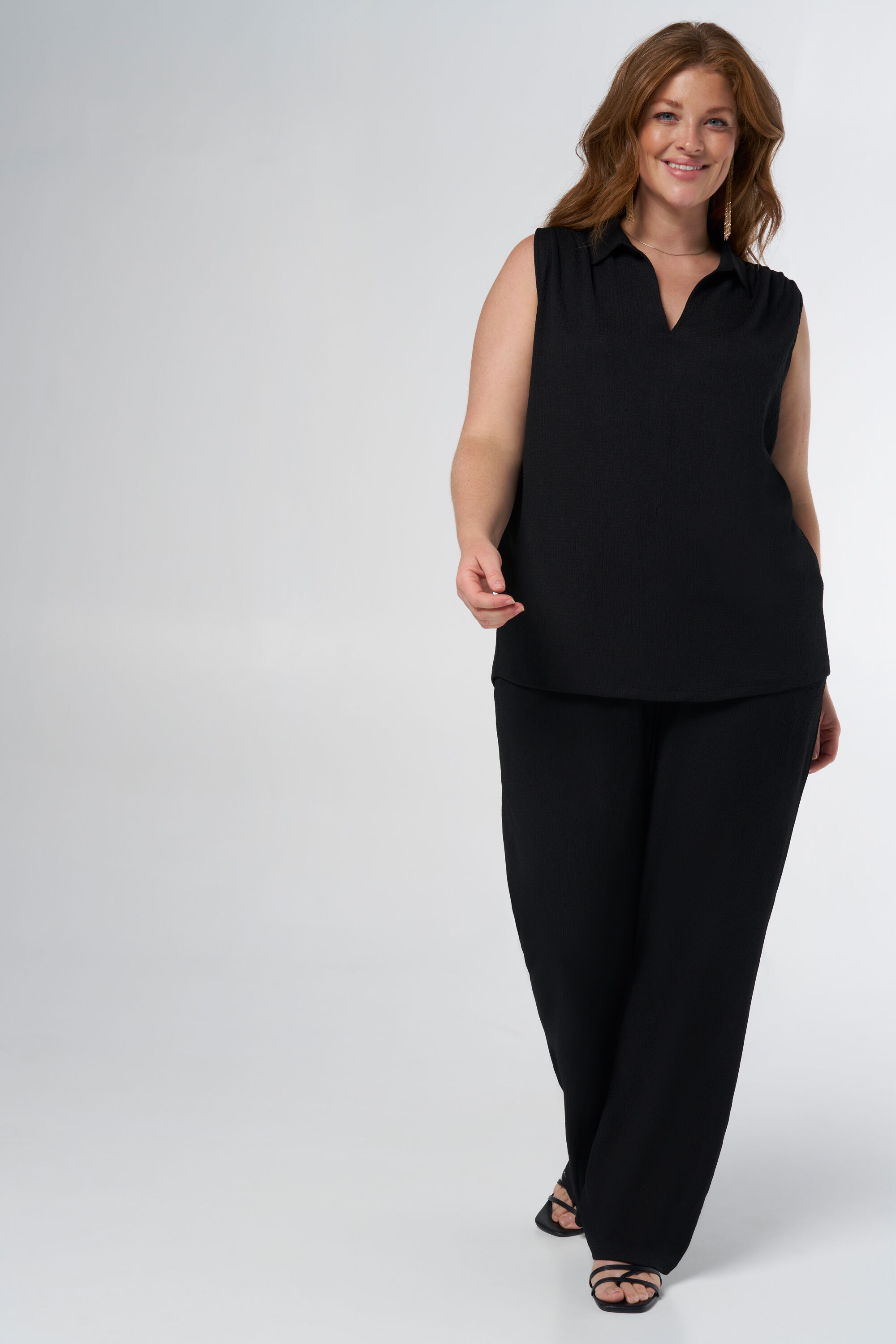 Haut avec col en V  image number 5