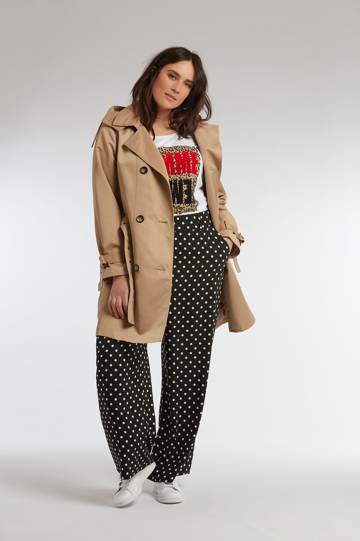 Pantalon fluide &agrave; pois image number 6