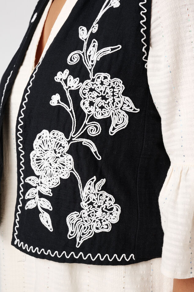 Gilet met borduursels image number 6