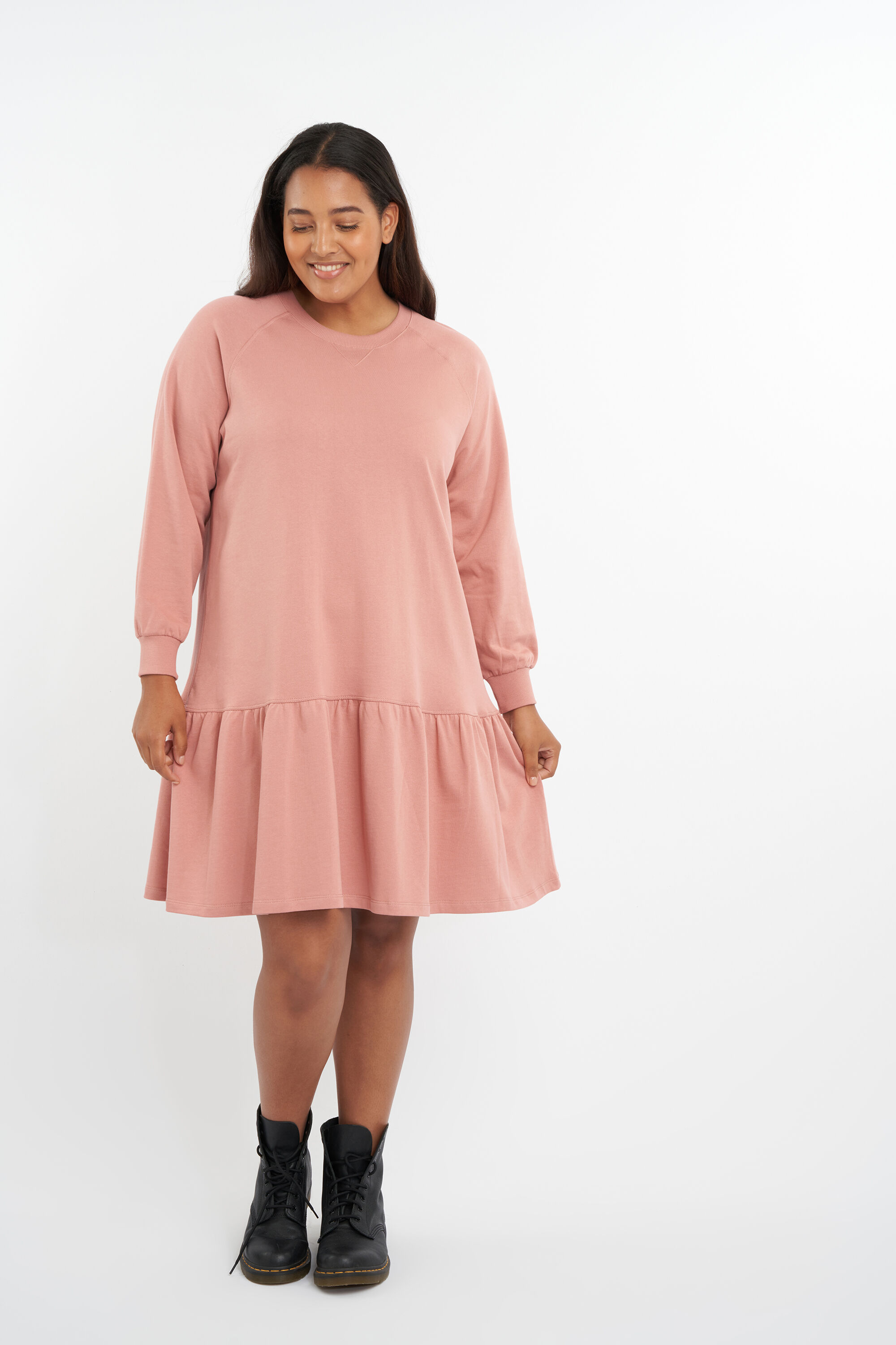 Robe pull  image number 4