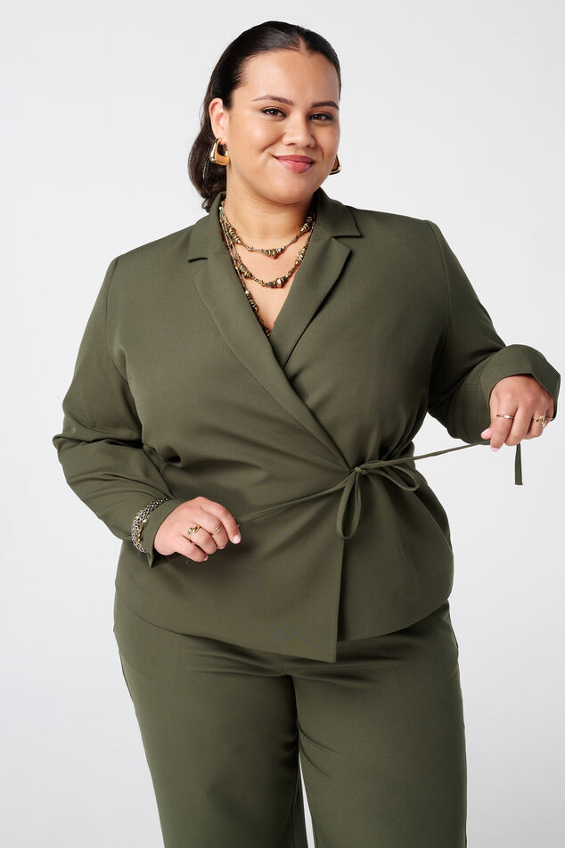 Blazer à revers avec ceinture à nouer image number 0