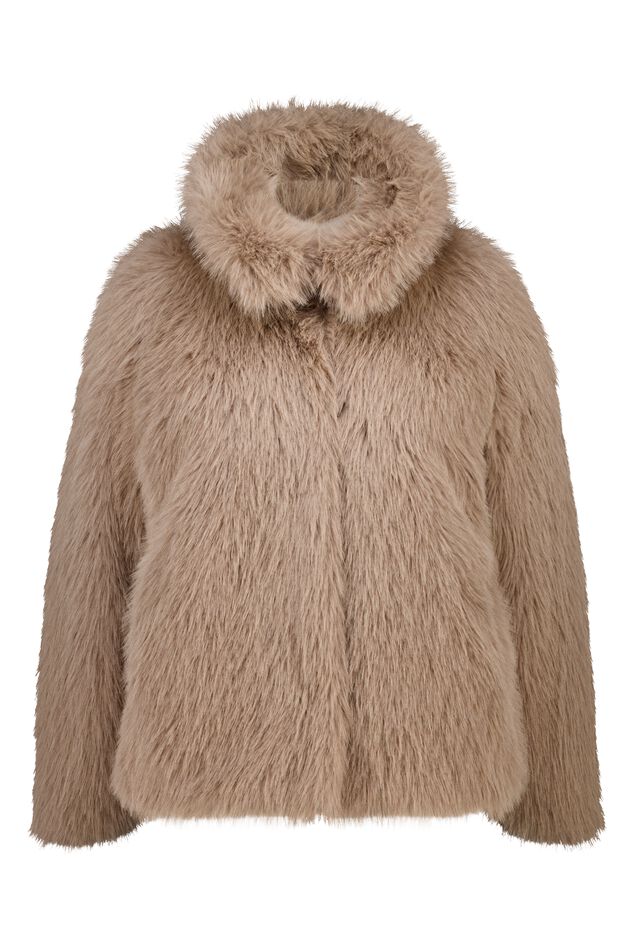 Jas van faux fur image number 1