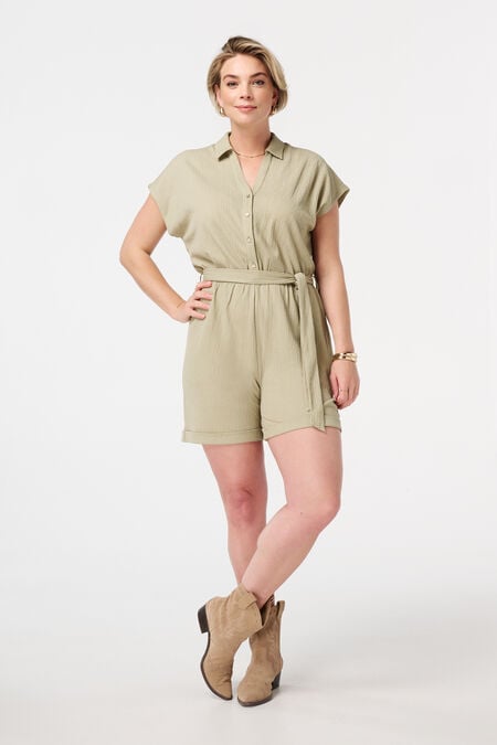 Combinaison avec ceinture et col Combinaison avec ceinture et col