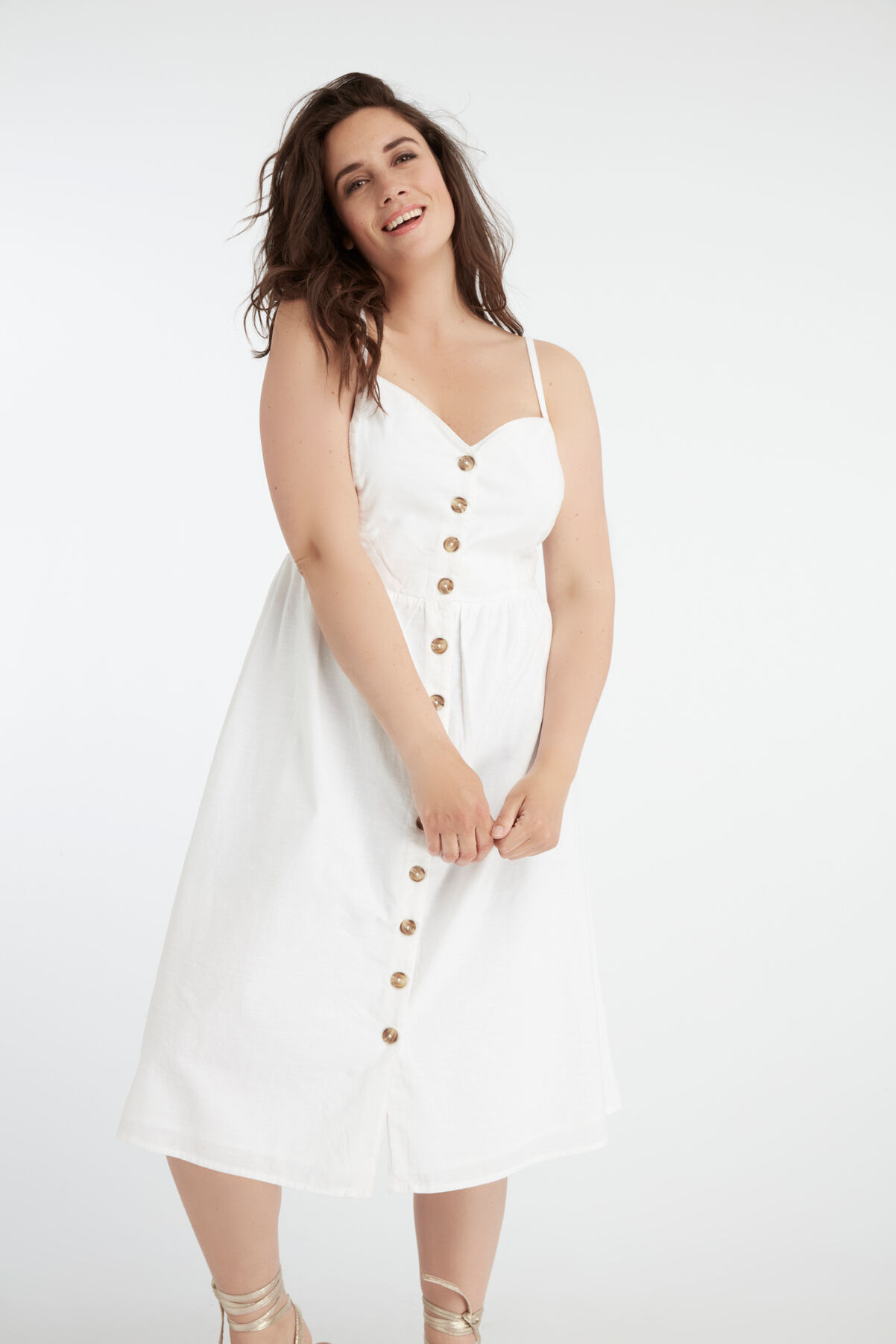 Robe boutonn&eacute;e  image number 6