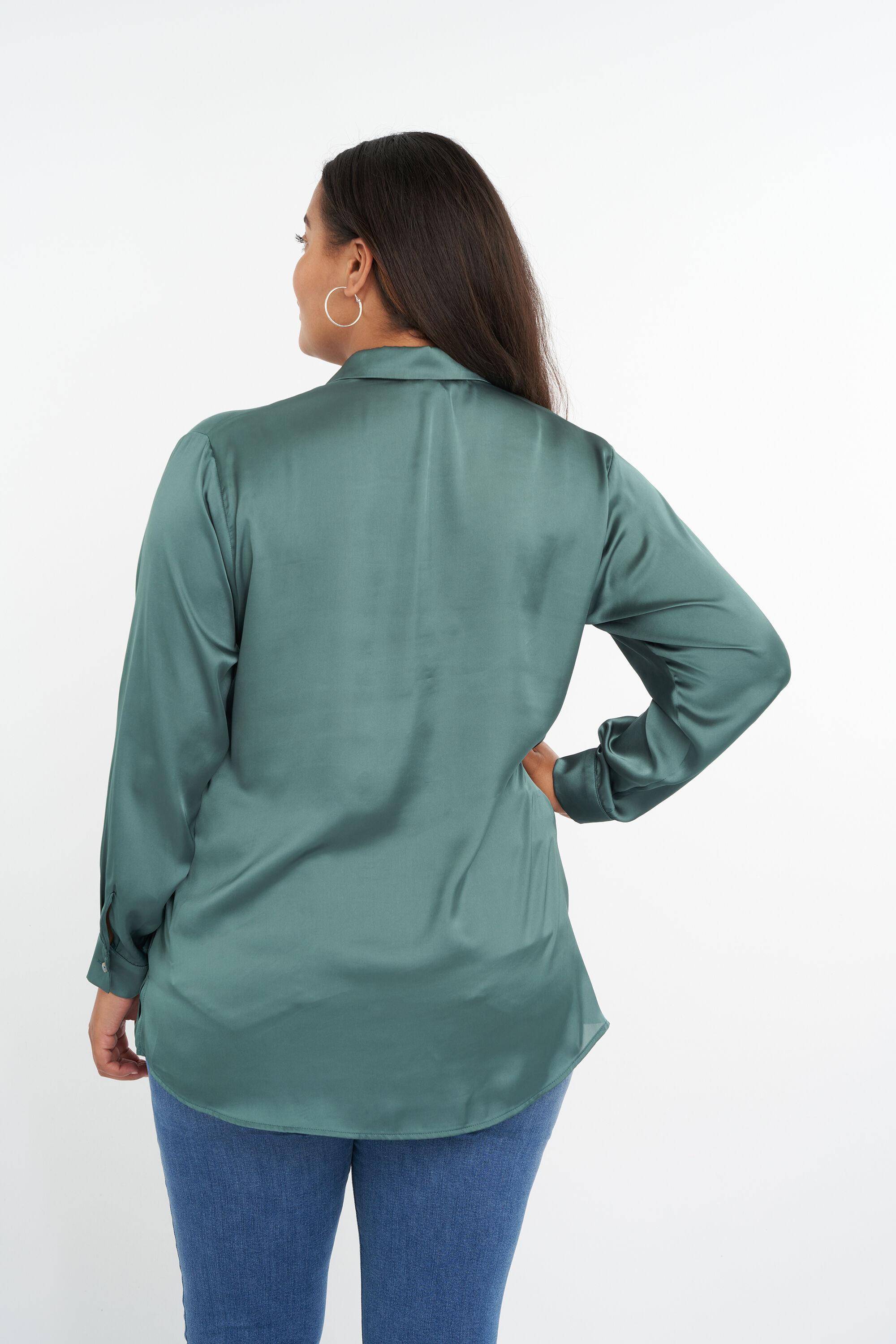 Chemisier en satin  image number 3