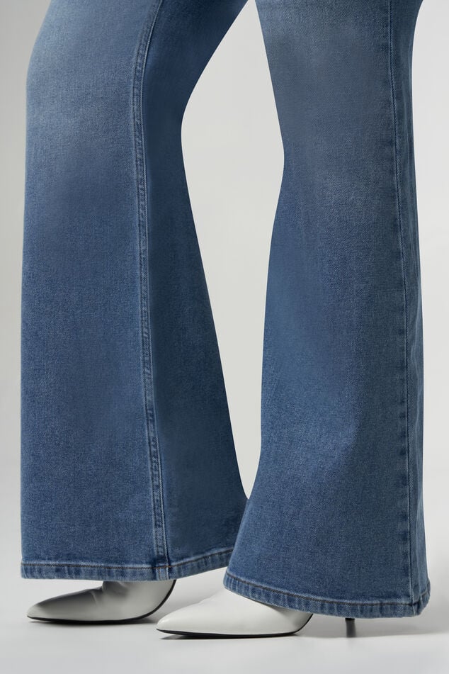 Flared jeans met hoge taille image number 5