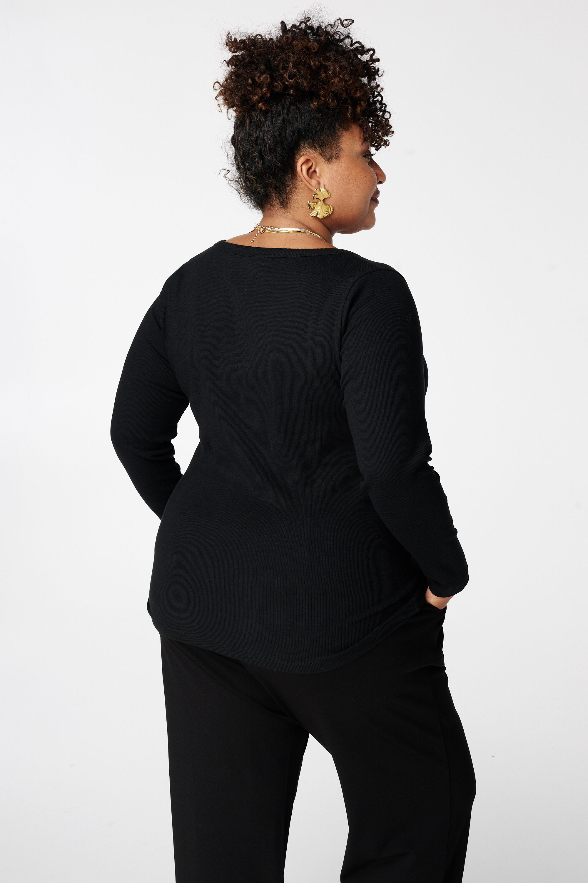 Haut c&ocirc;tel&eacute; &agrave; manches longues image number 3