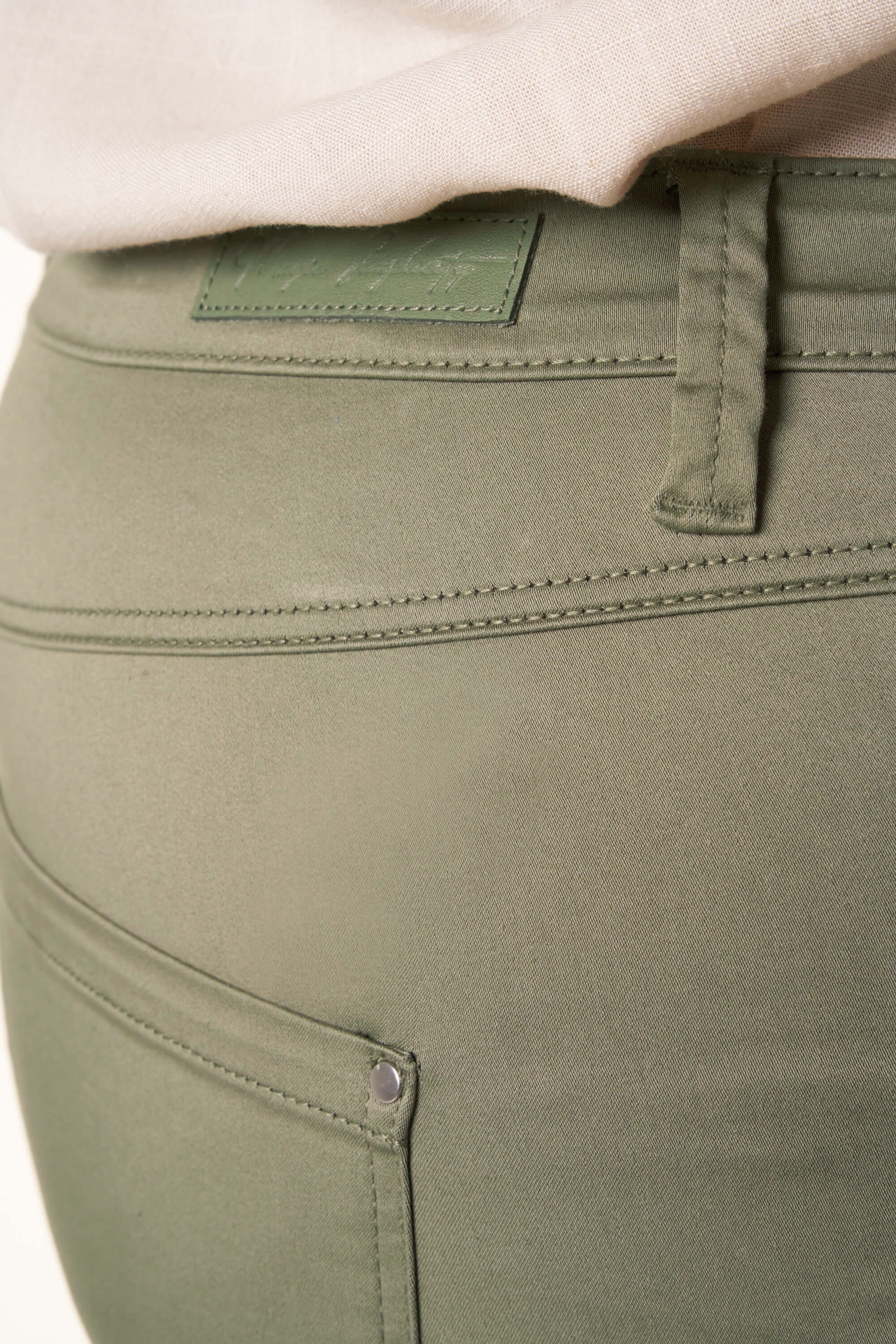 Pantalon &agrave; jambes droites SLIMS image number 4