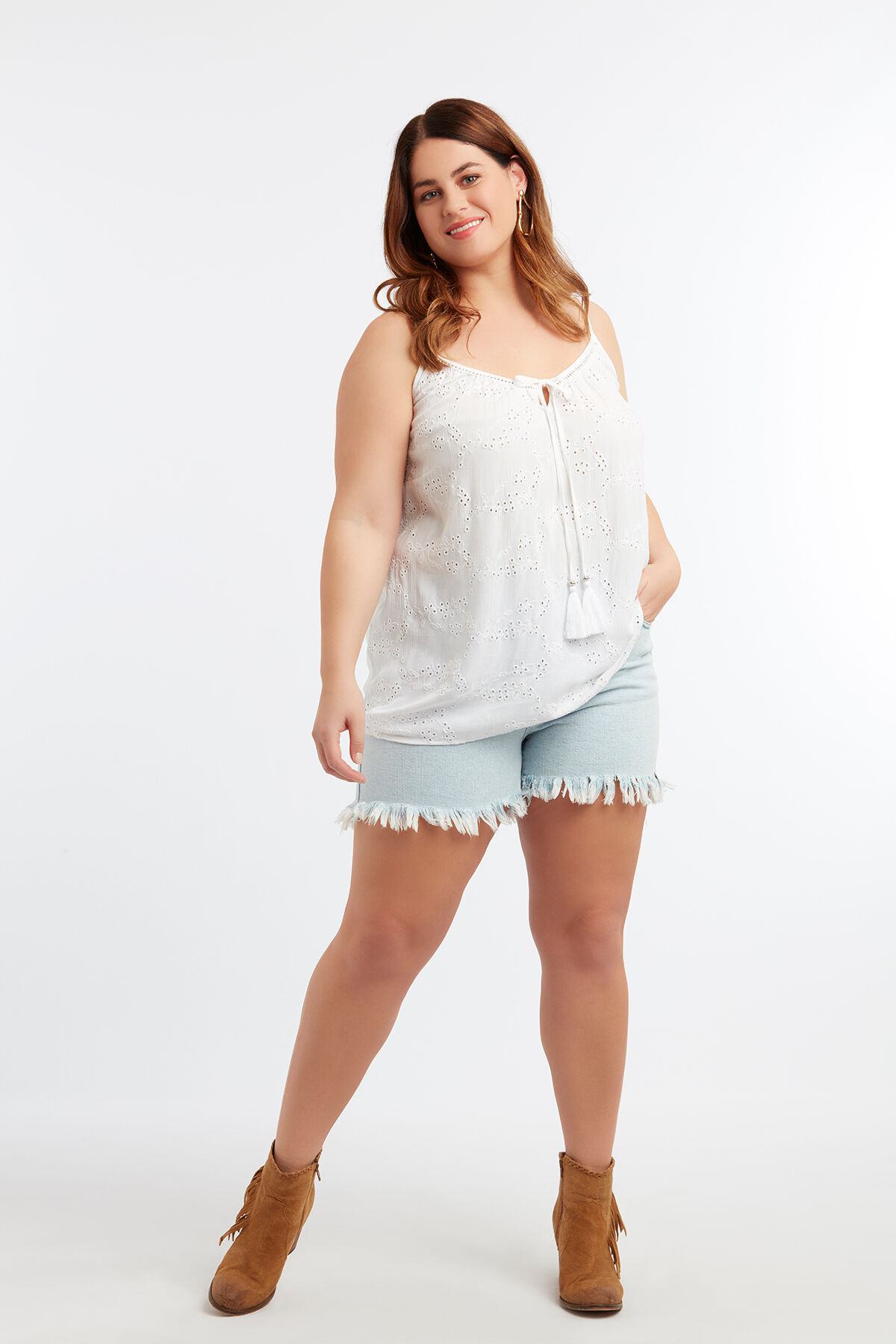 Chemisier sans manches avec broderie anglaise image number 3