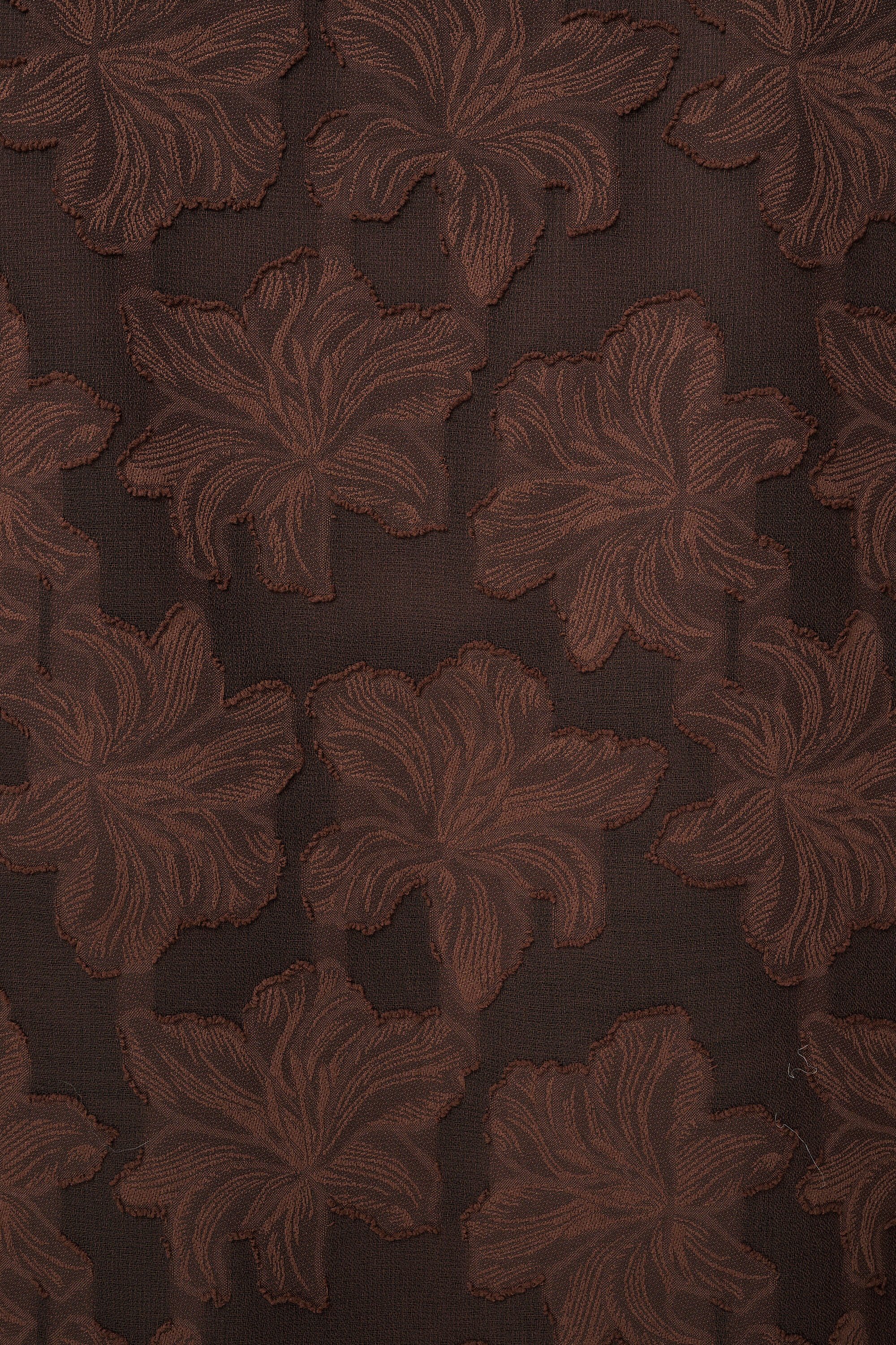 Blouse transparente &agrave; motif floral image number 6