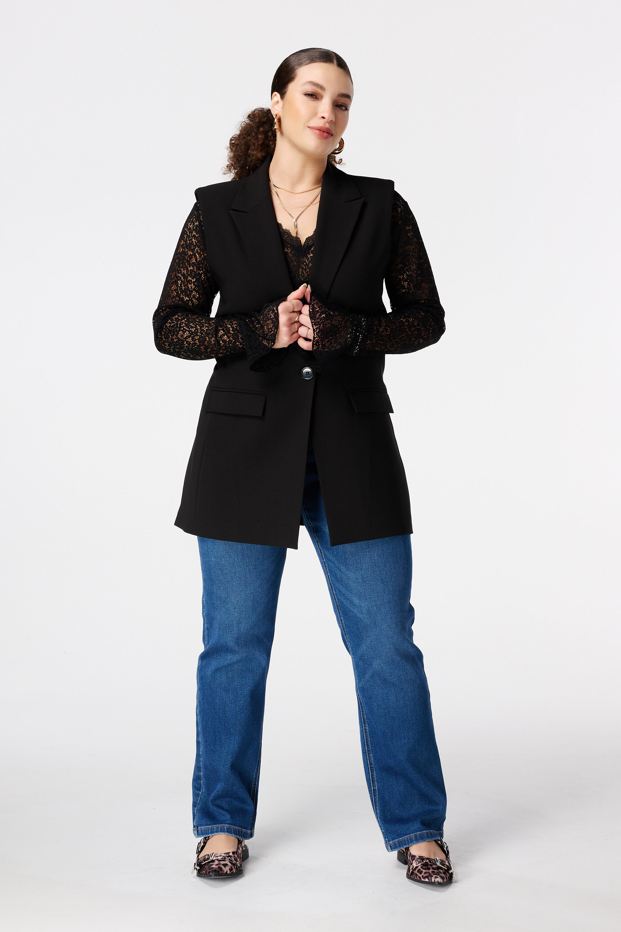 Gilet sans manches &agrave; boutons image number 5