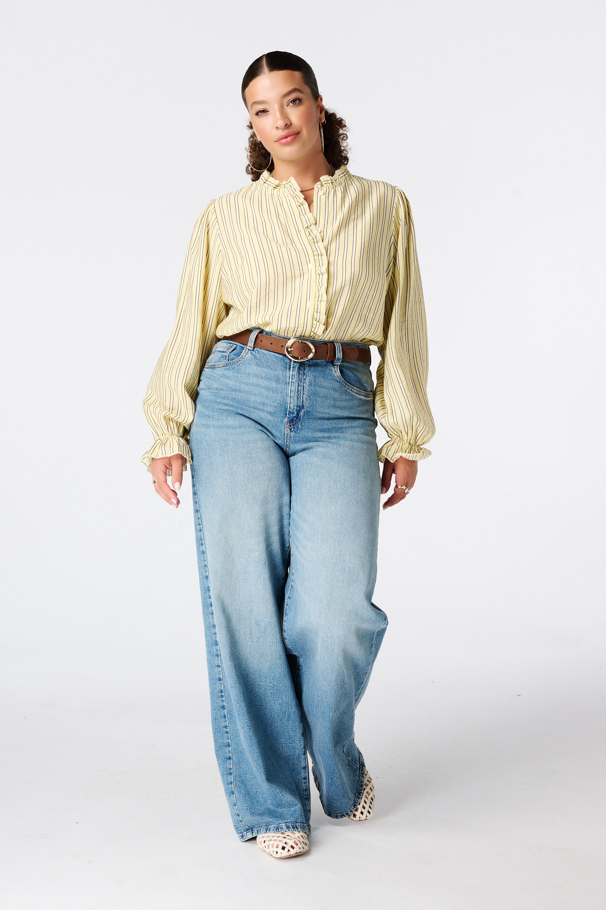 Gestreepte blouse met volants image number 5