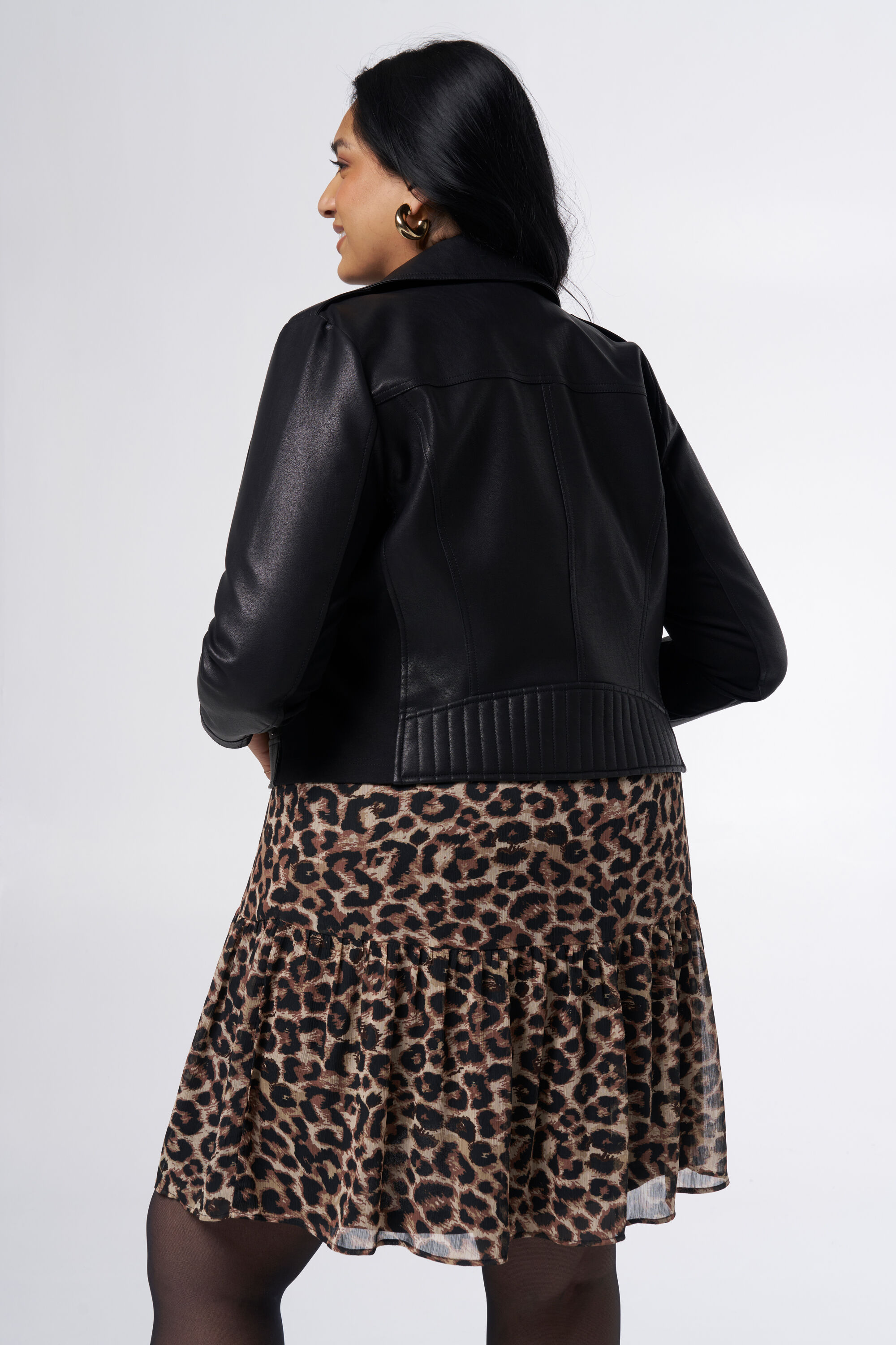 Leerlook jacket met zilveren details image number 3