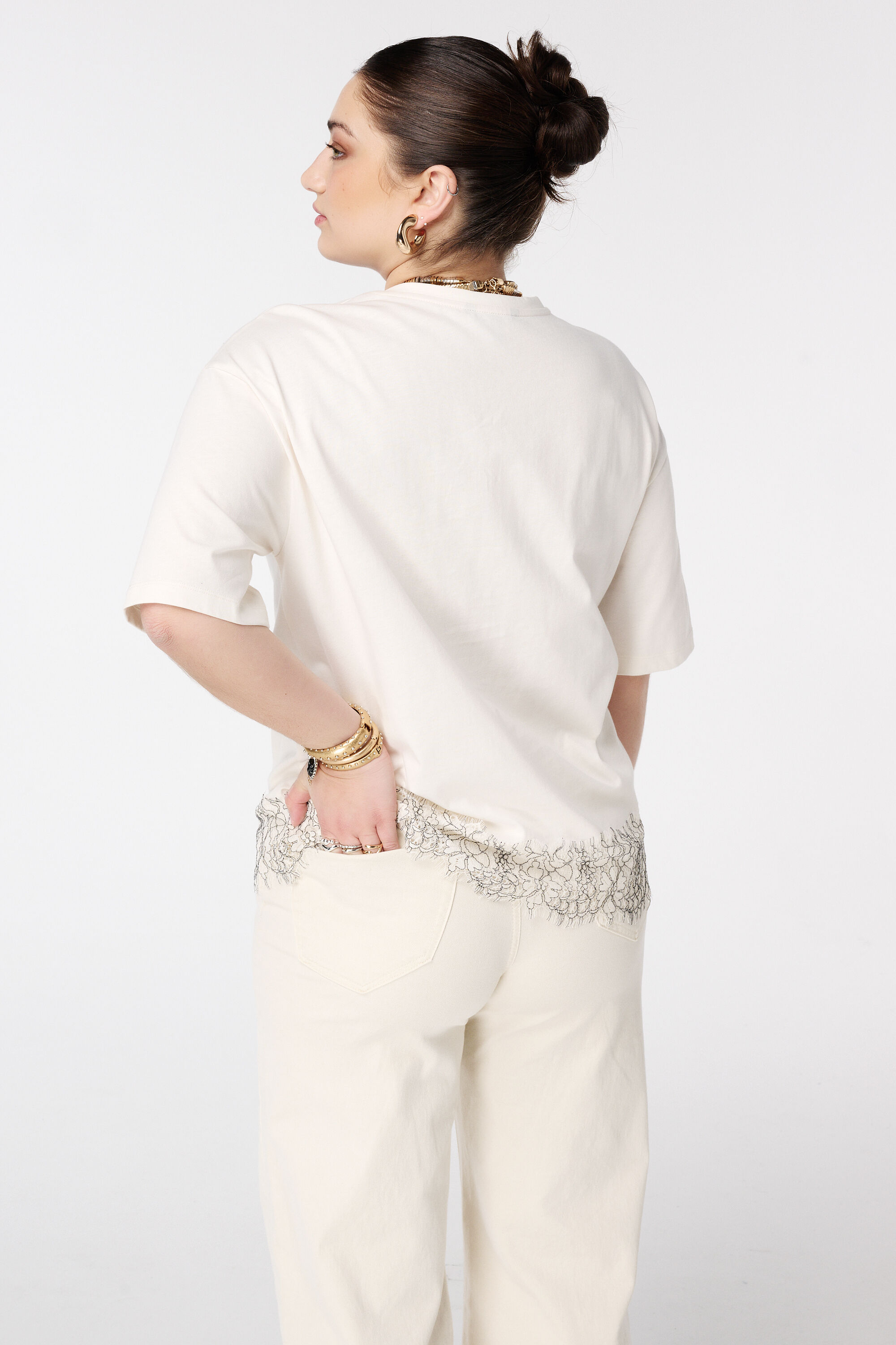Oversized t-shirt met kant image number 3