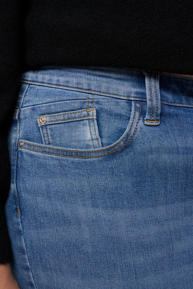 Jean slim IRIS avec stretch image number 4