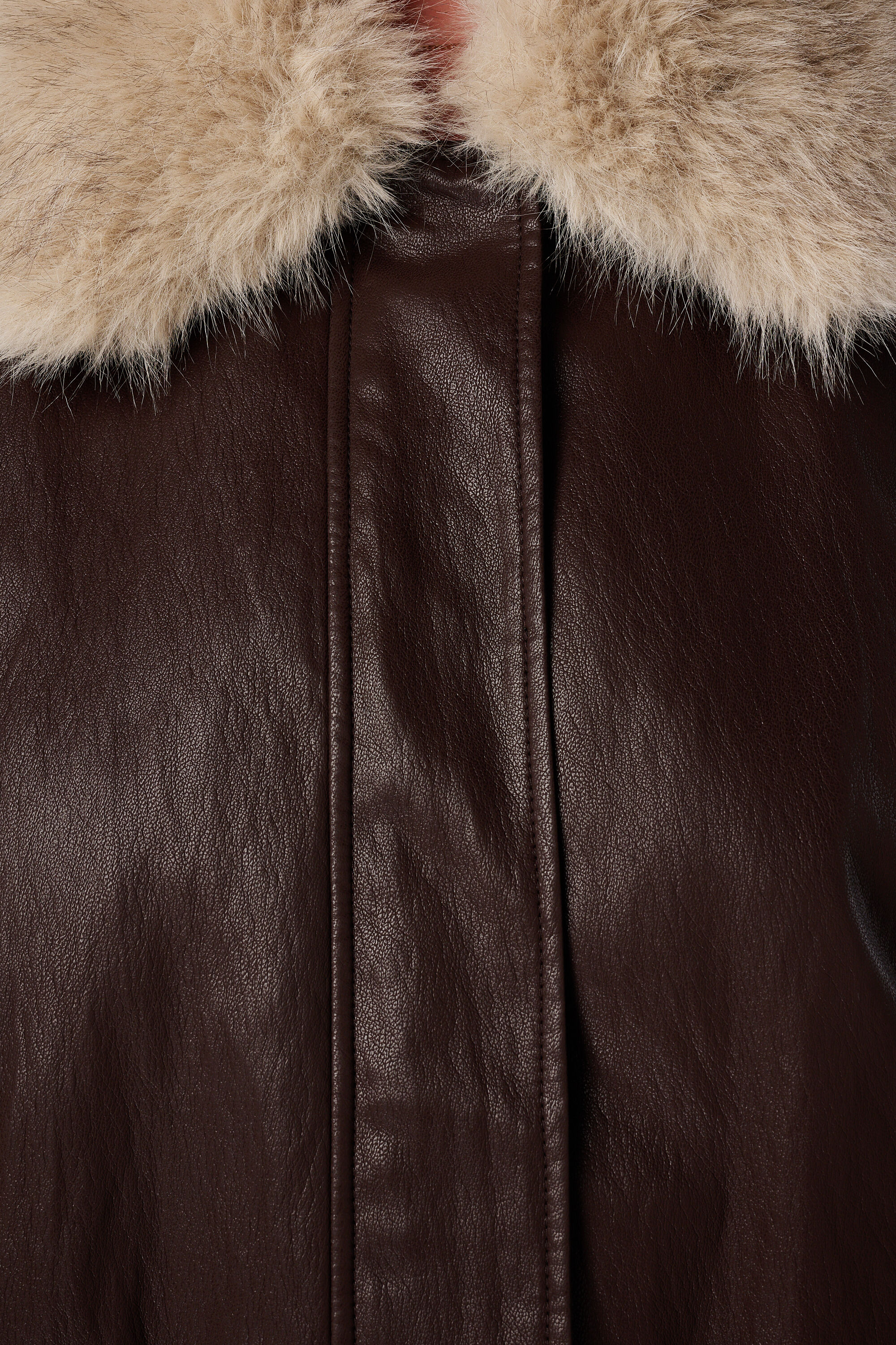 Veste bomber avec col en fausse fourrure image number 4