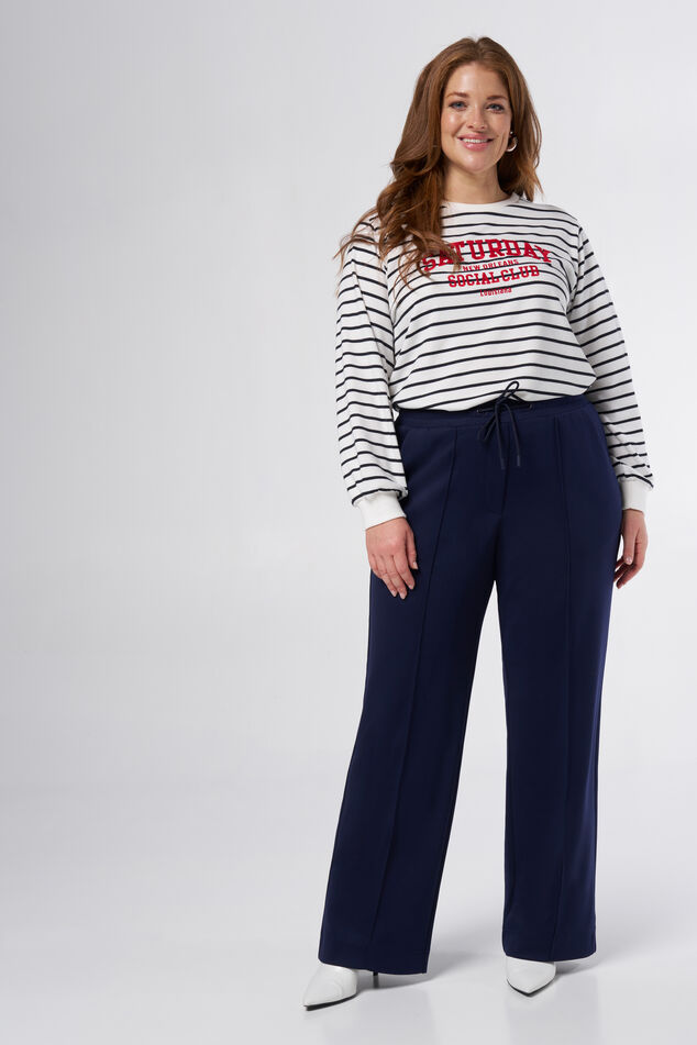 Jean avec couture décorative  image number 0