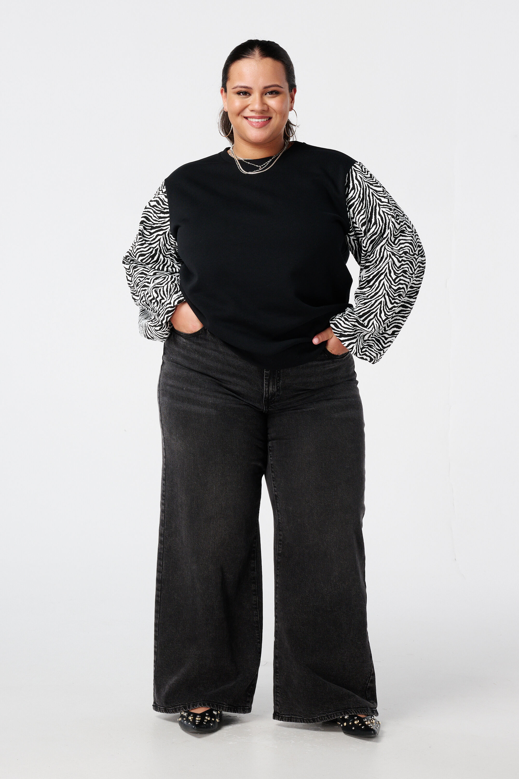 Sweater met ballonmouwen met opdruk image number 5