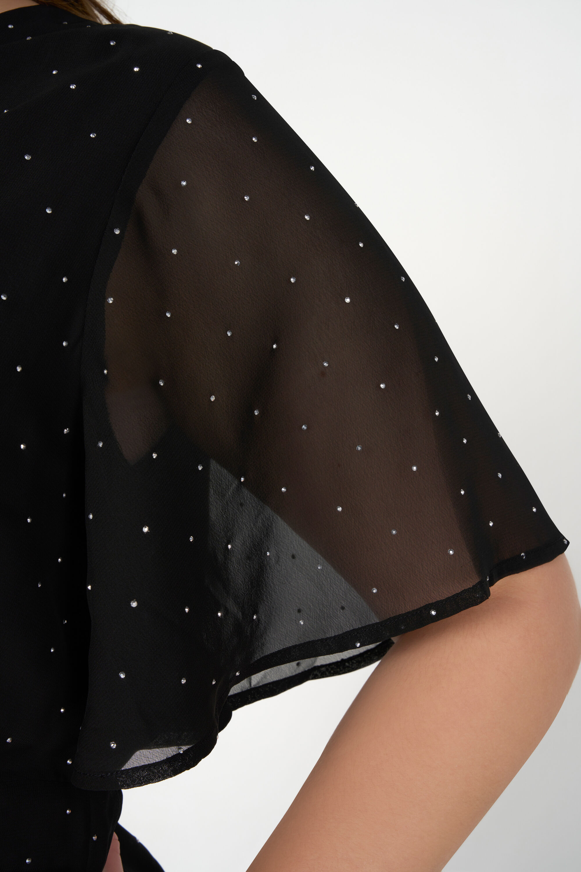 Robe longue avec d&eacute;tail en argent image number 4