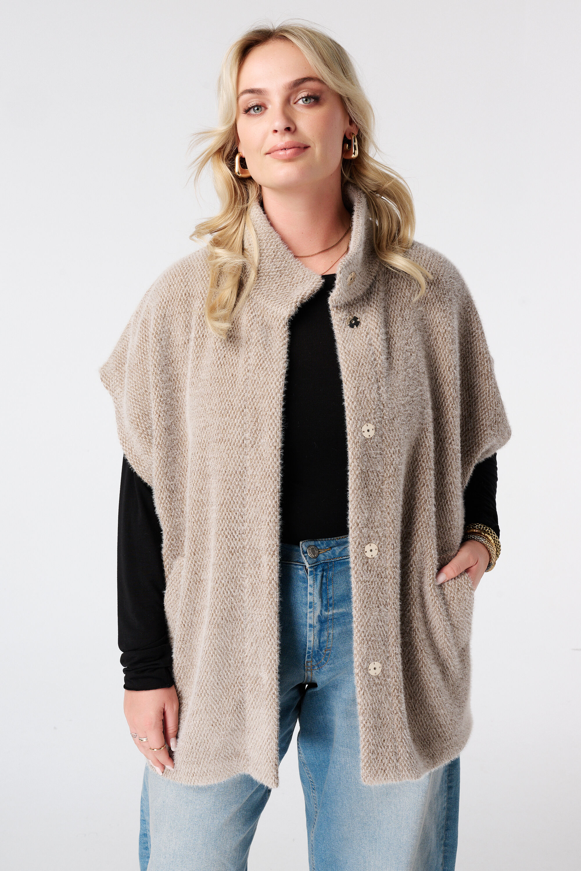 Gilet doux &agrave; boutons-pression