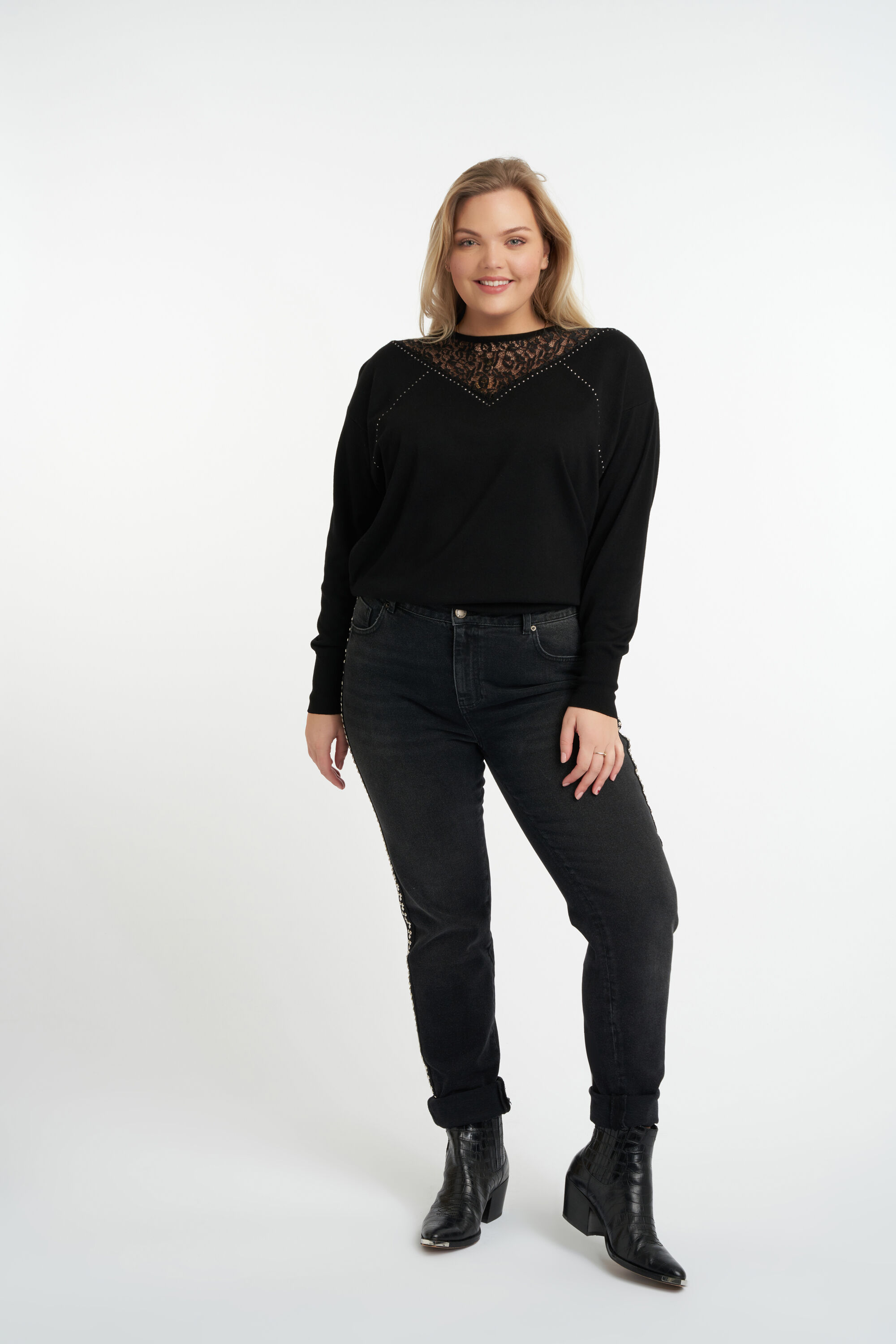 Crochet top met ajourpatroon en strikkoord image number 5