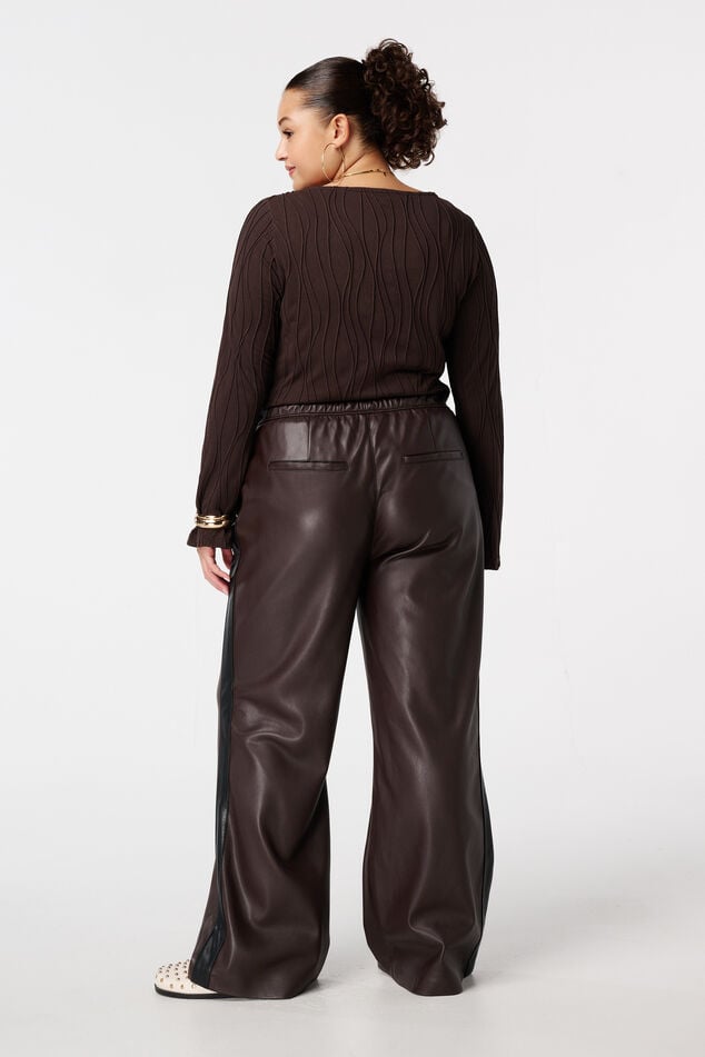 Pantalon large à rayures latérales en PU image number 3