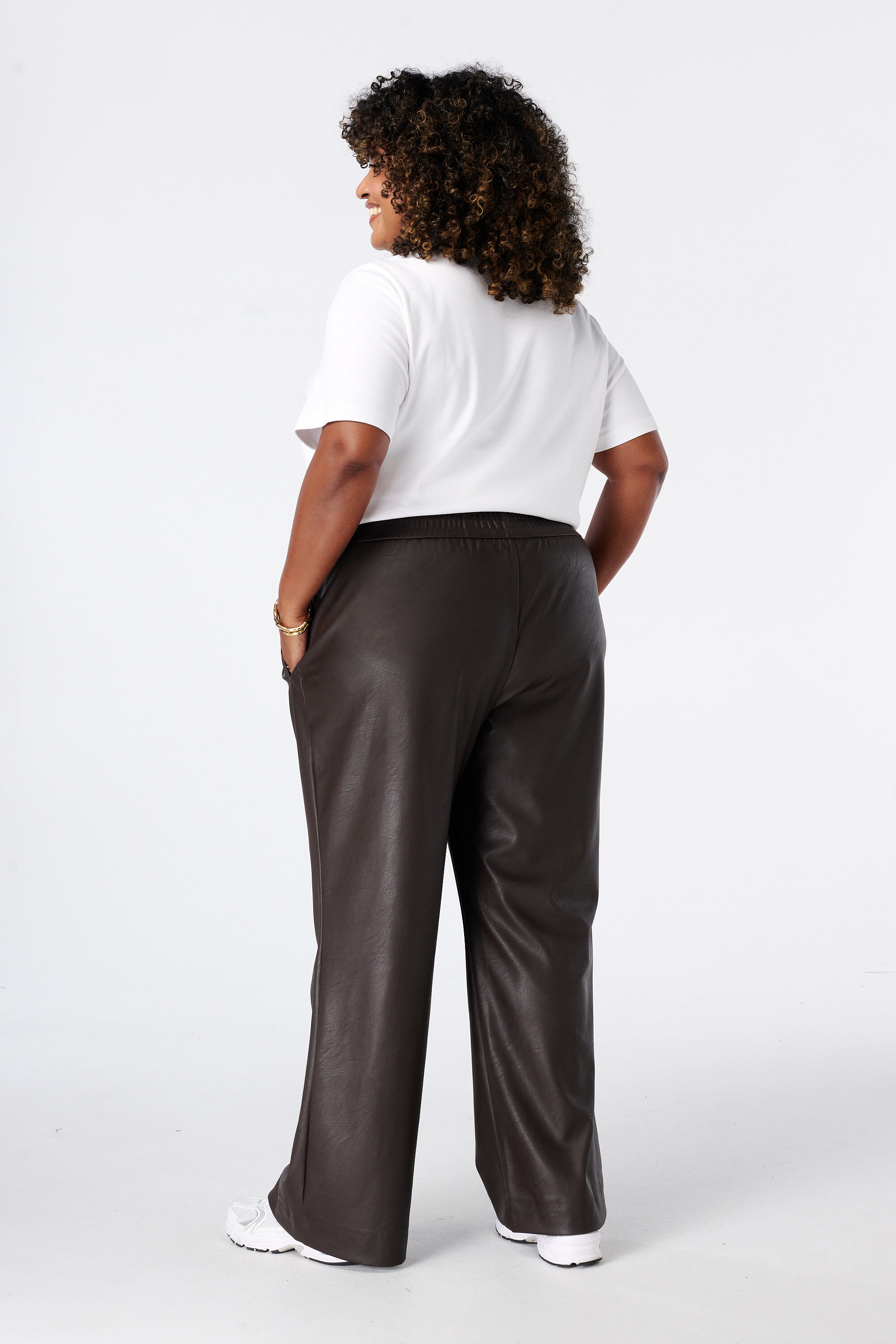 Wide leg broek van imitatieleer image number 3