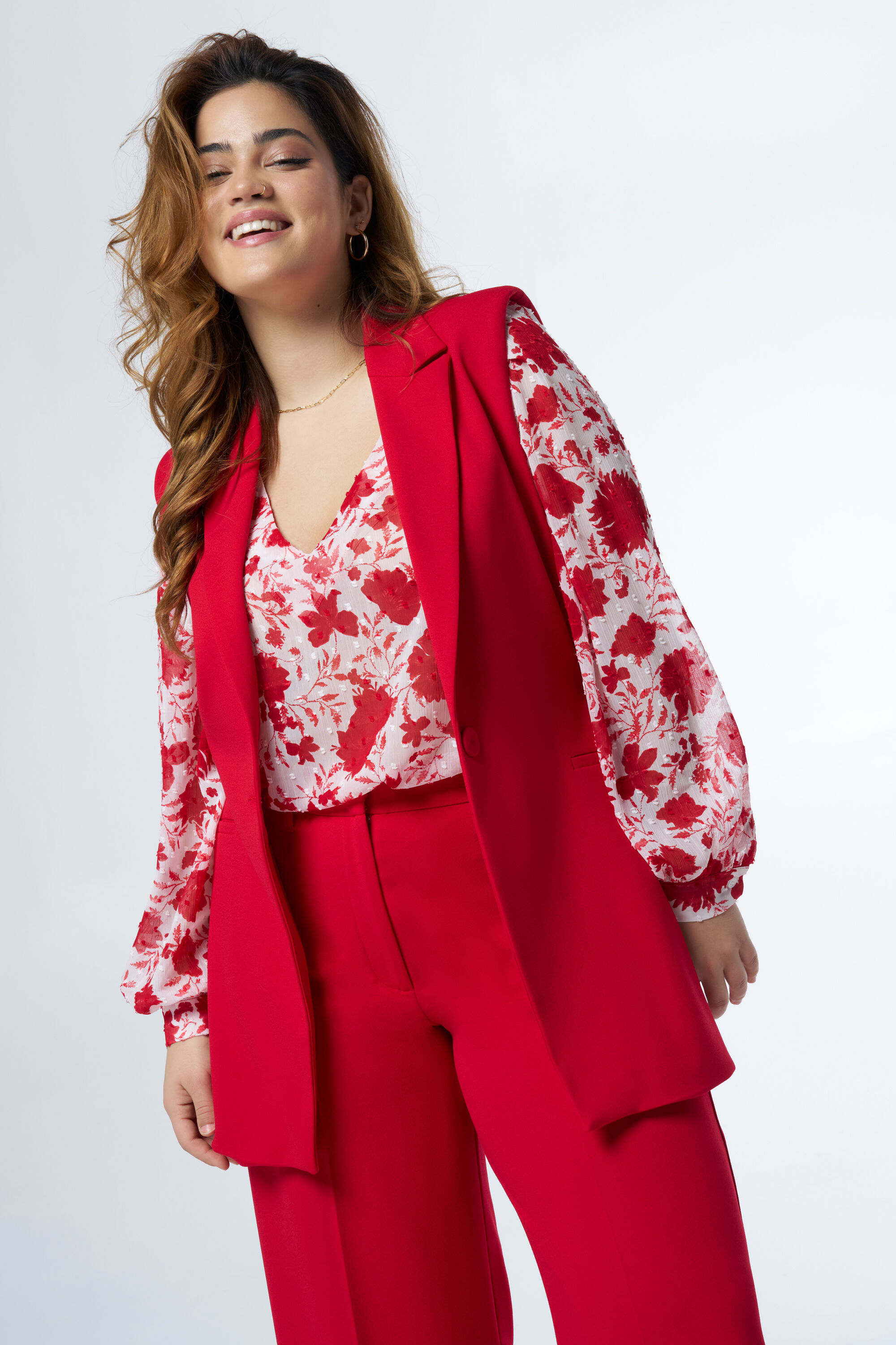 Gilet avec ceinture assortie image number 6