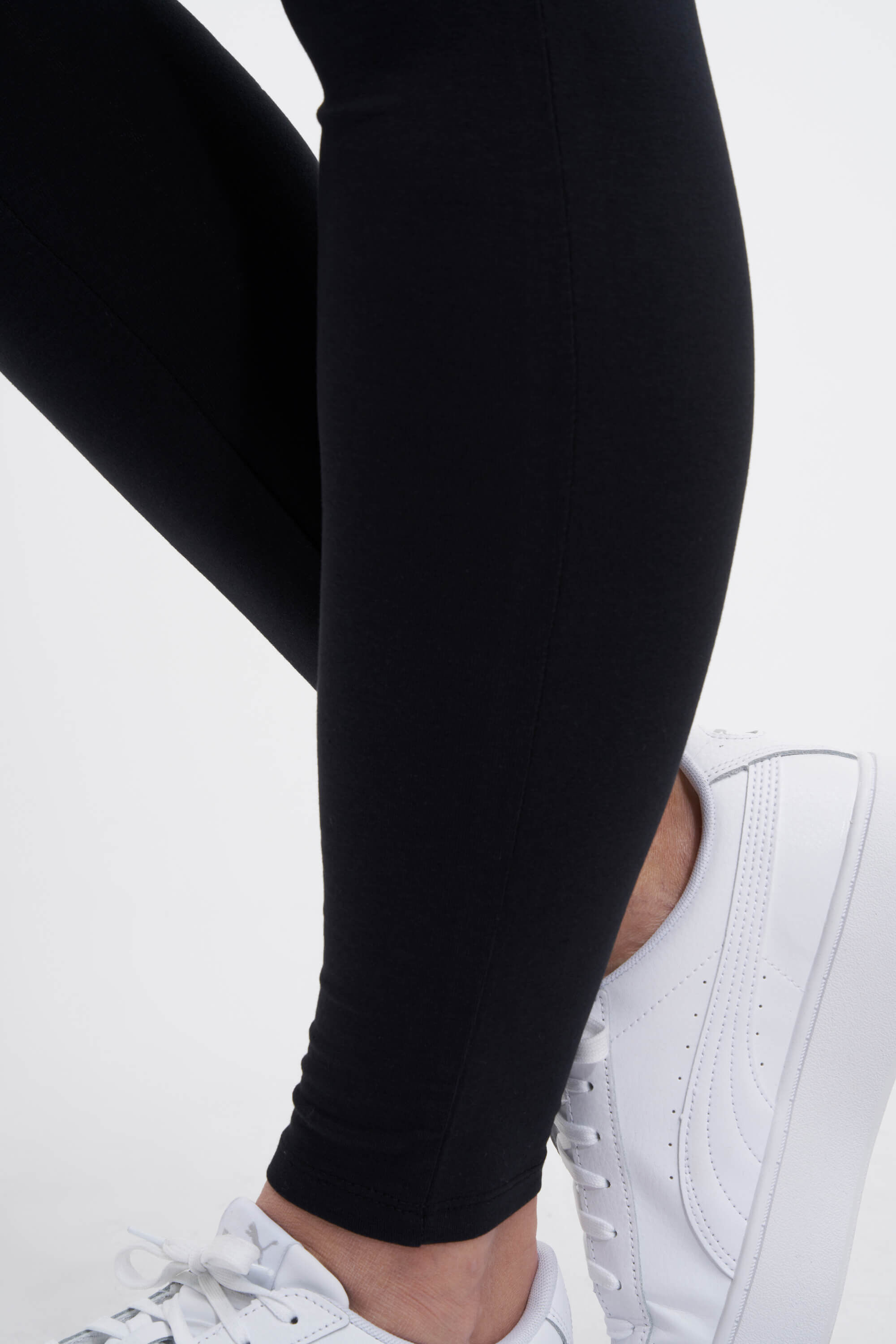 Basis legging image number 4
