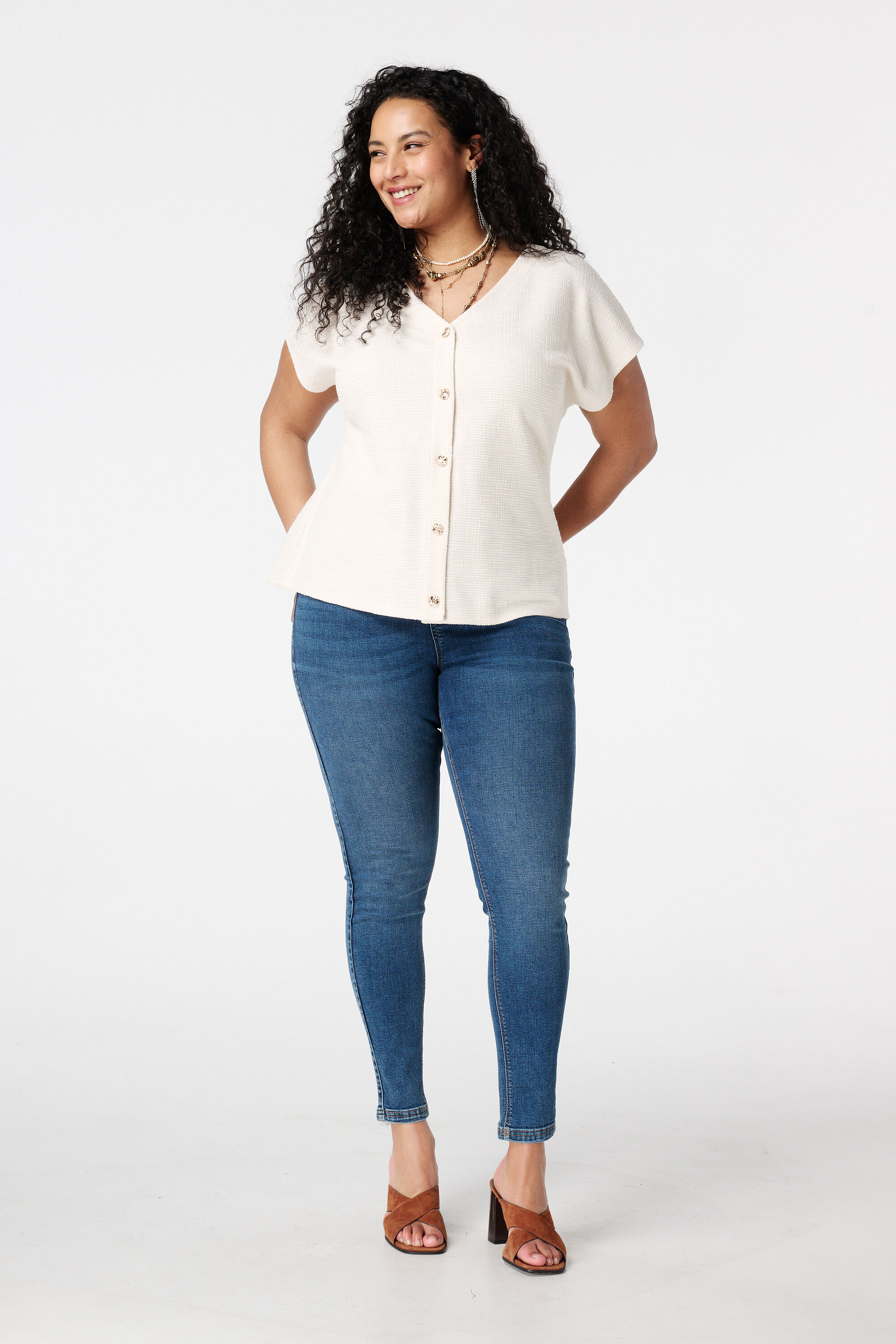 Top en boucl&eacute; image number 5