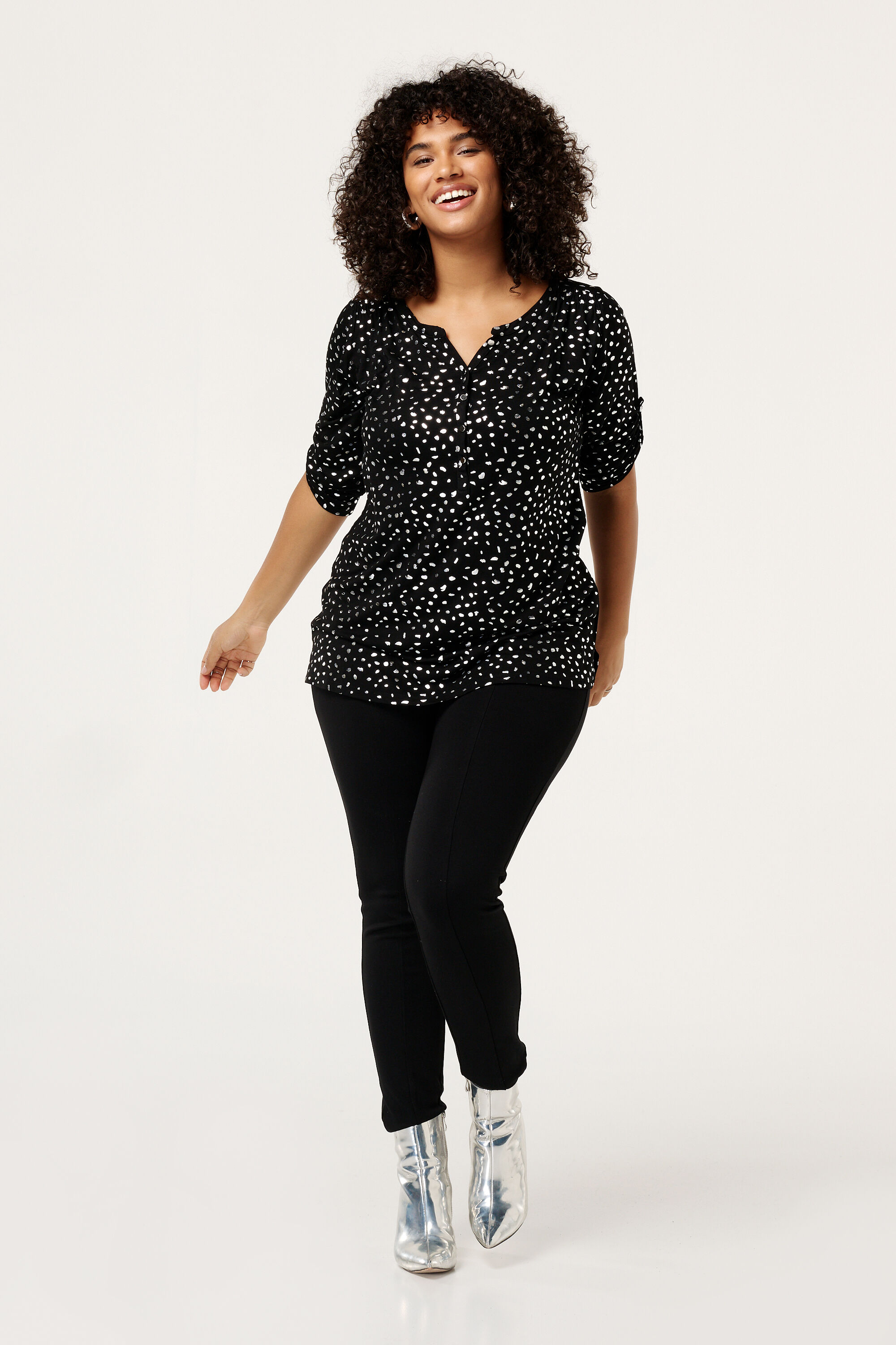 Top met knoopjes image number 5