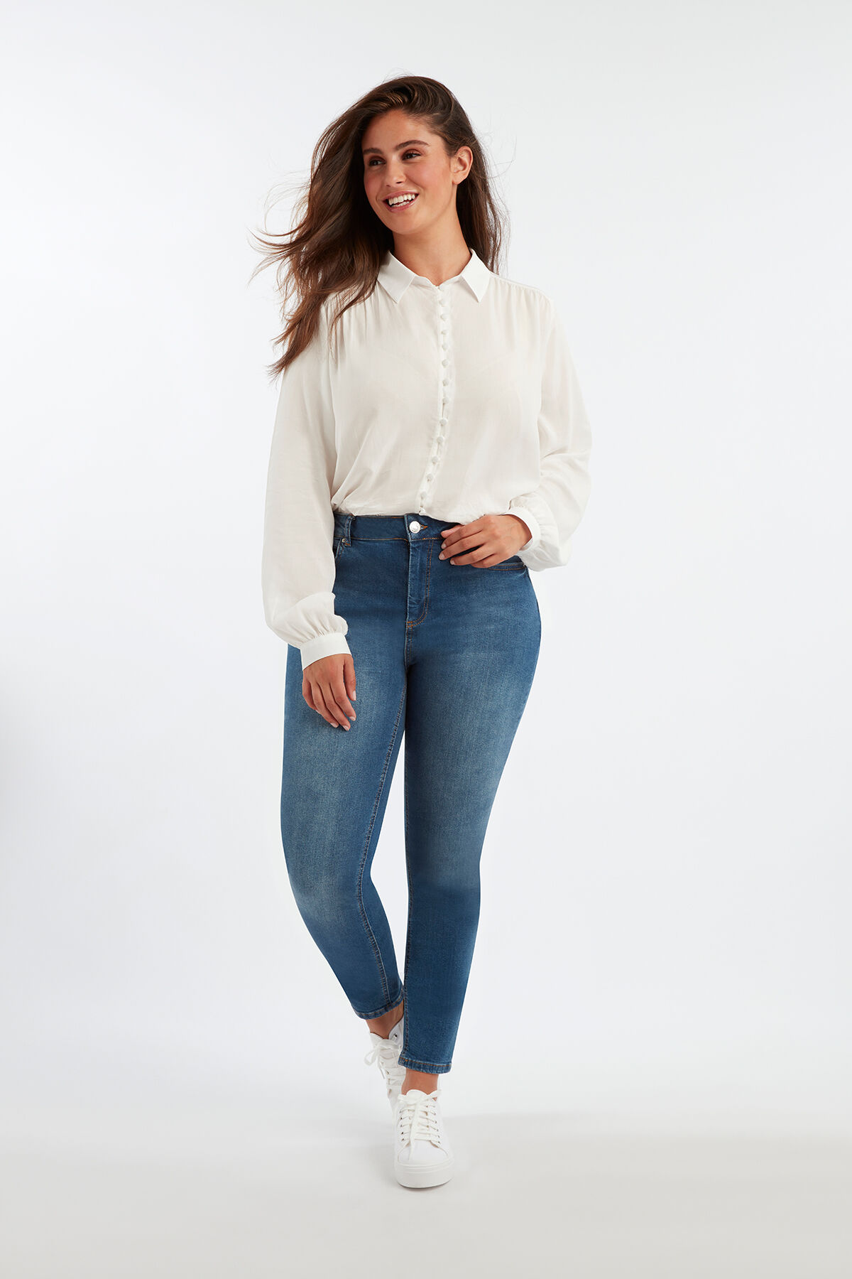 Witte blouse image number 3