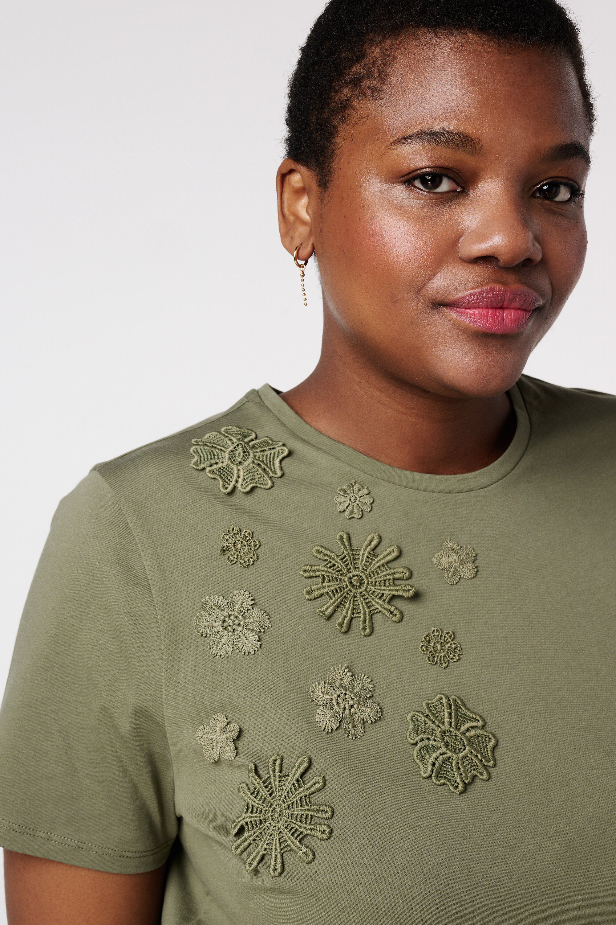 T-shirt met bloemen image number 4