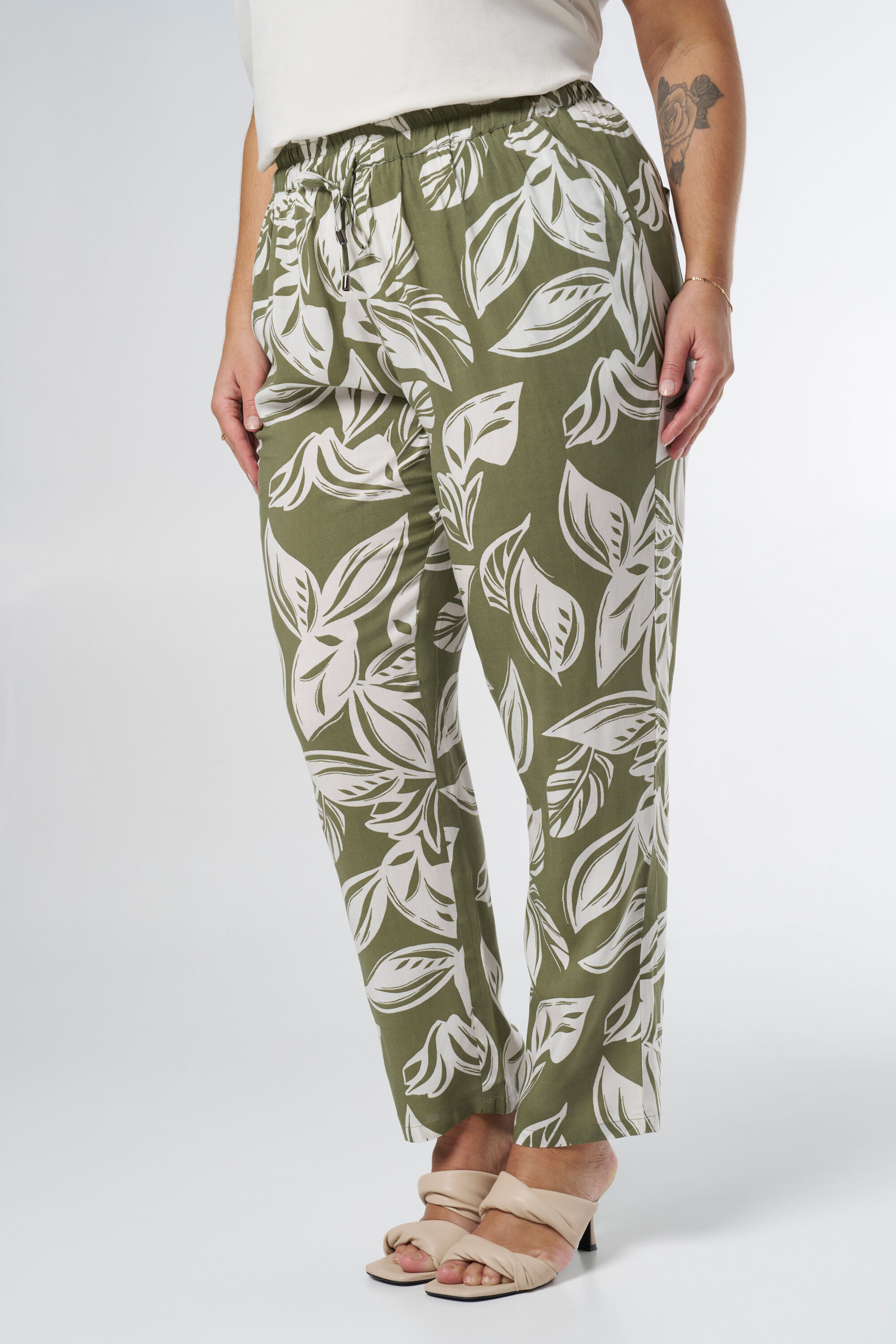 Pantalon &agrave; imprim&eacute; image number 5