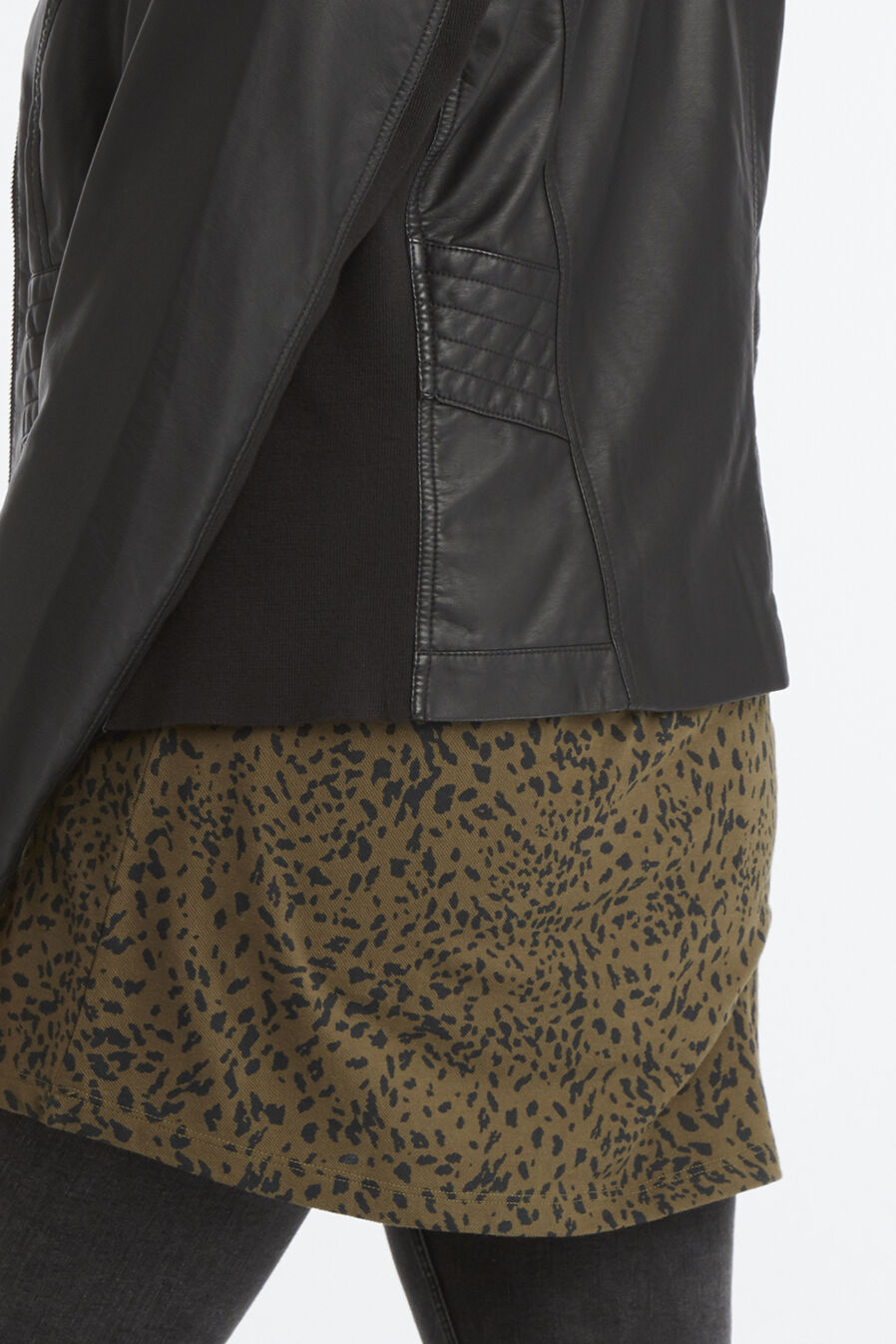 Veste en similicuir avec encolure ronde image number 4