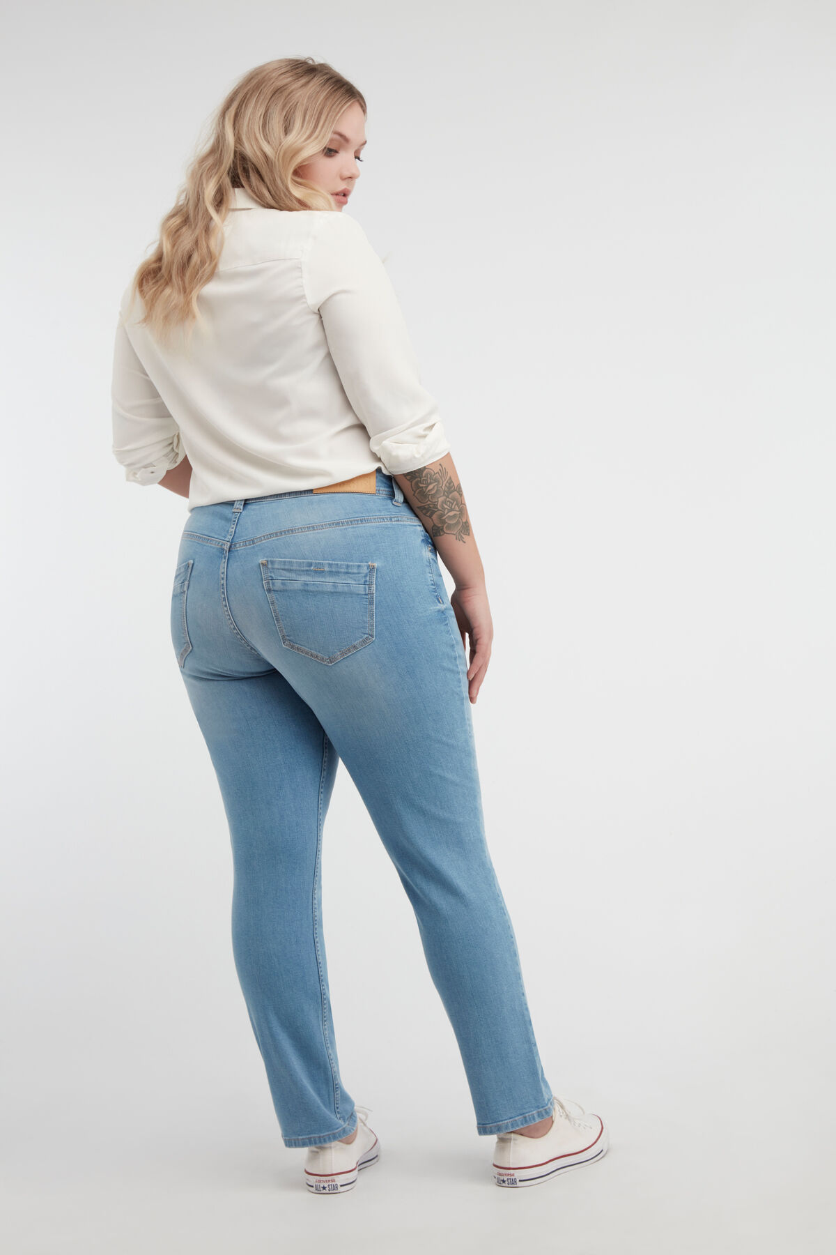 Loose leg jeans ROSE image number 6