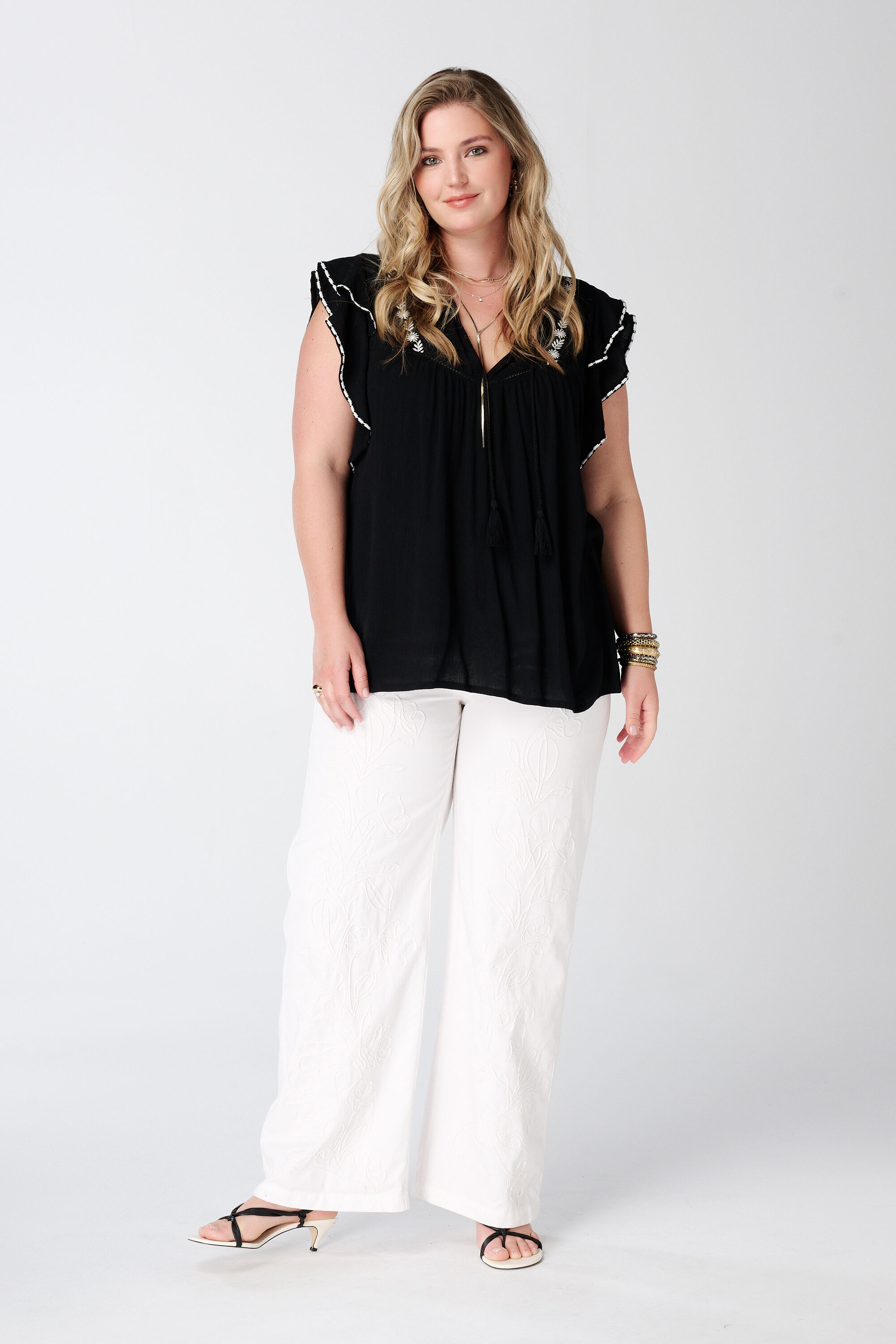 Blouse &agrave; manches courtes &agrave; volants image number 5