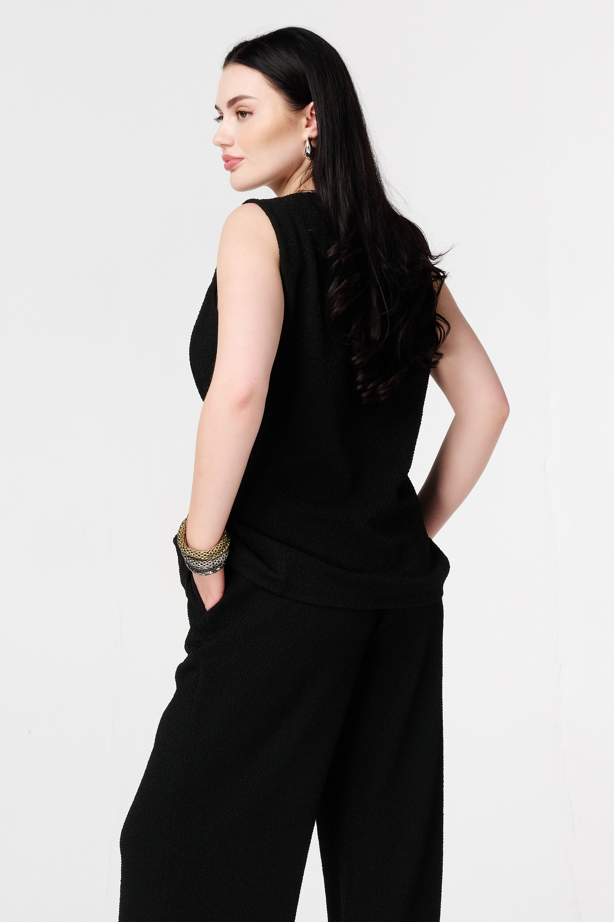 Gilet met knopen en lurex image number 3