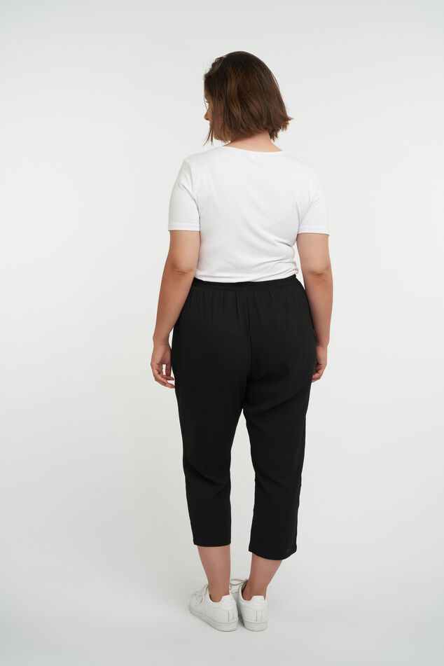 Pantalon coupe ample image number 3