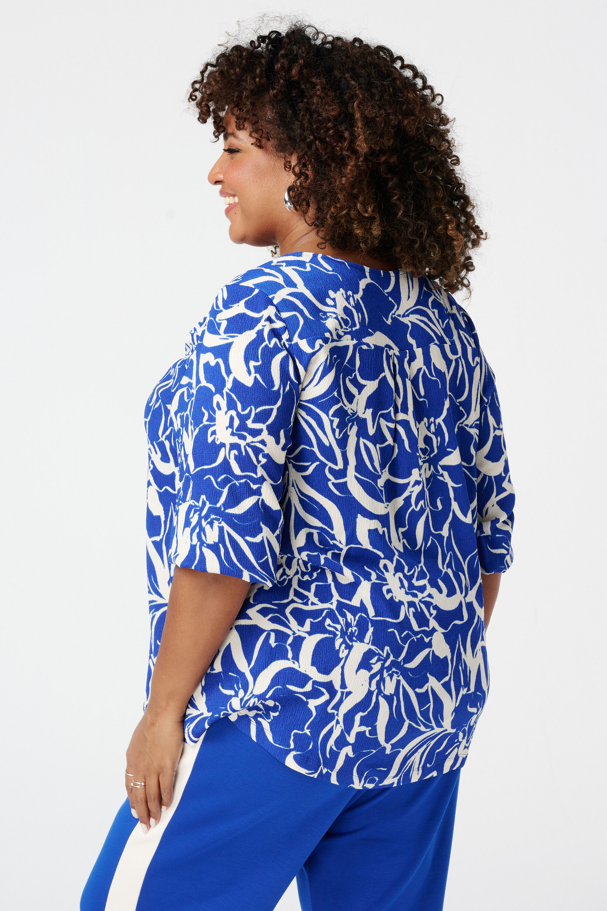 Haut avec manches bouffantes trois quarts image number 3