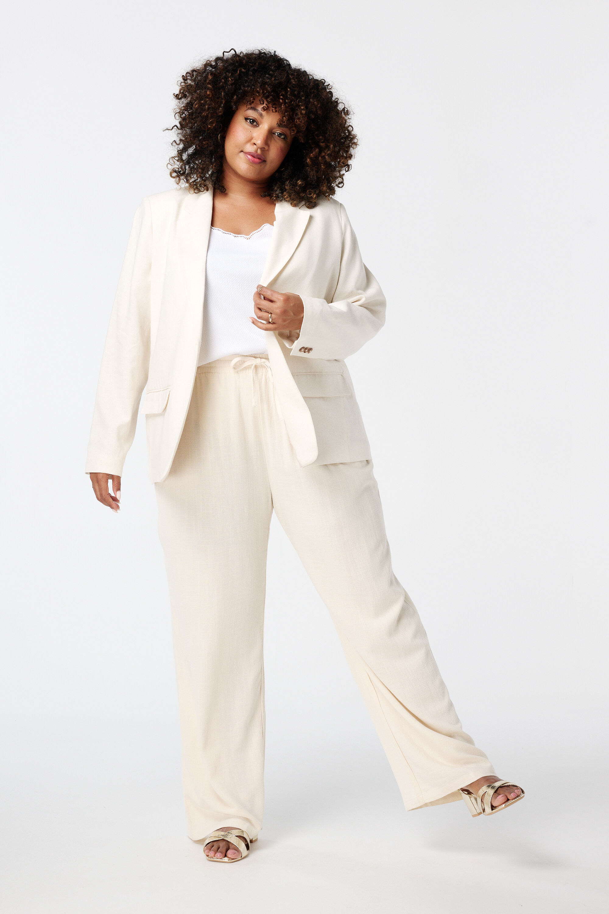 Pantalon en lin image number 6