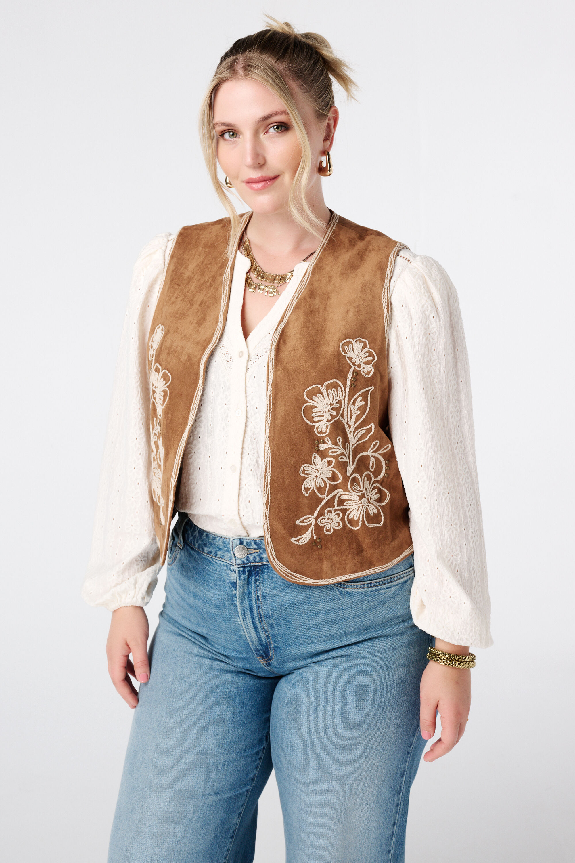 Su&egrave;dine gilet met broderie image number 0